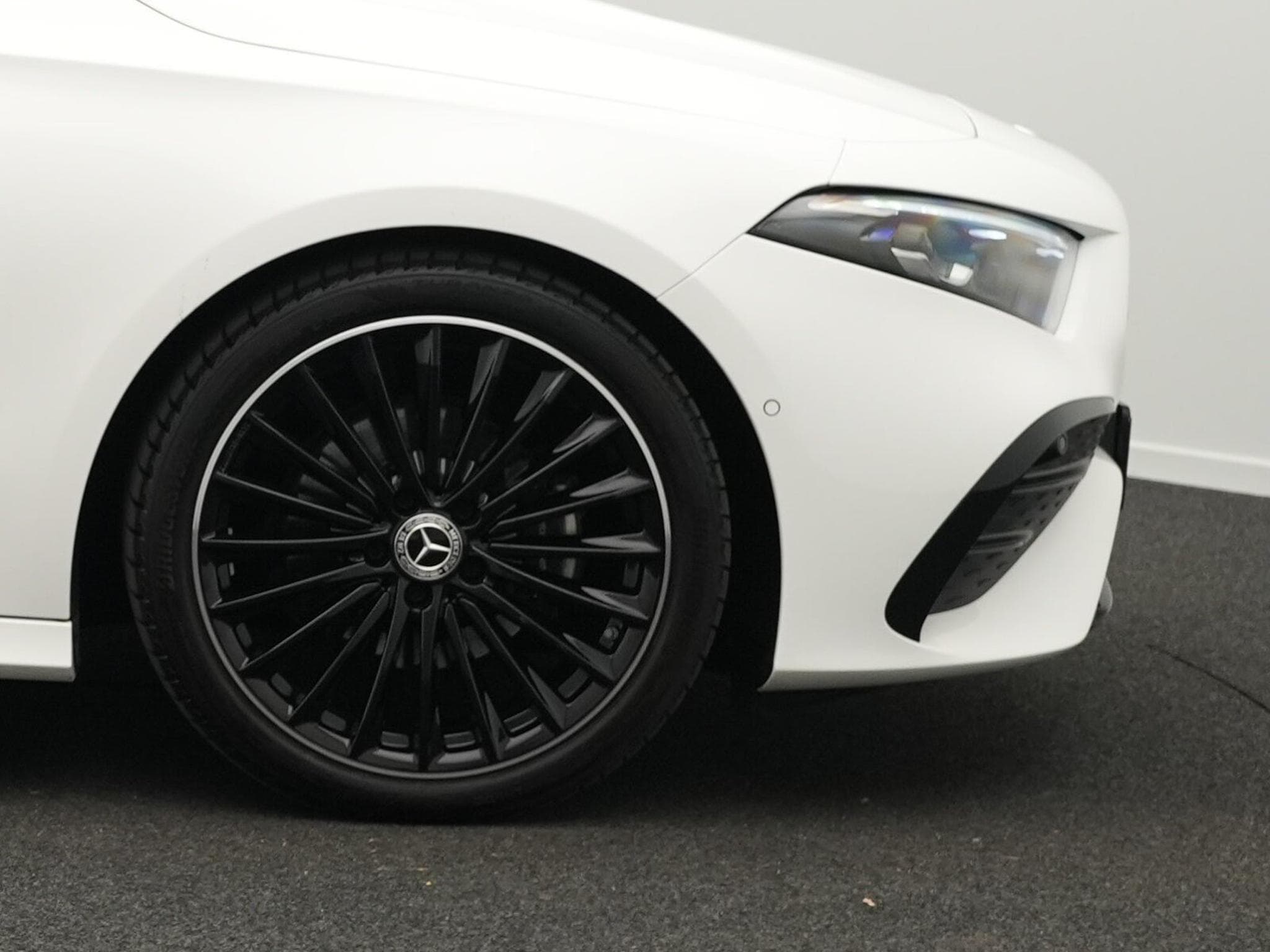 Mercedes A 200 d AMG-Line MUlti+Kamera+Night+19" (2025) - Foto 6