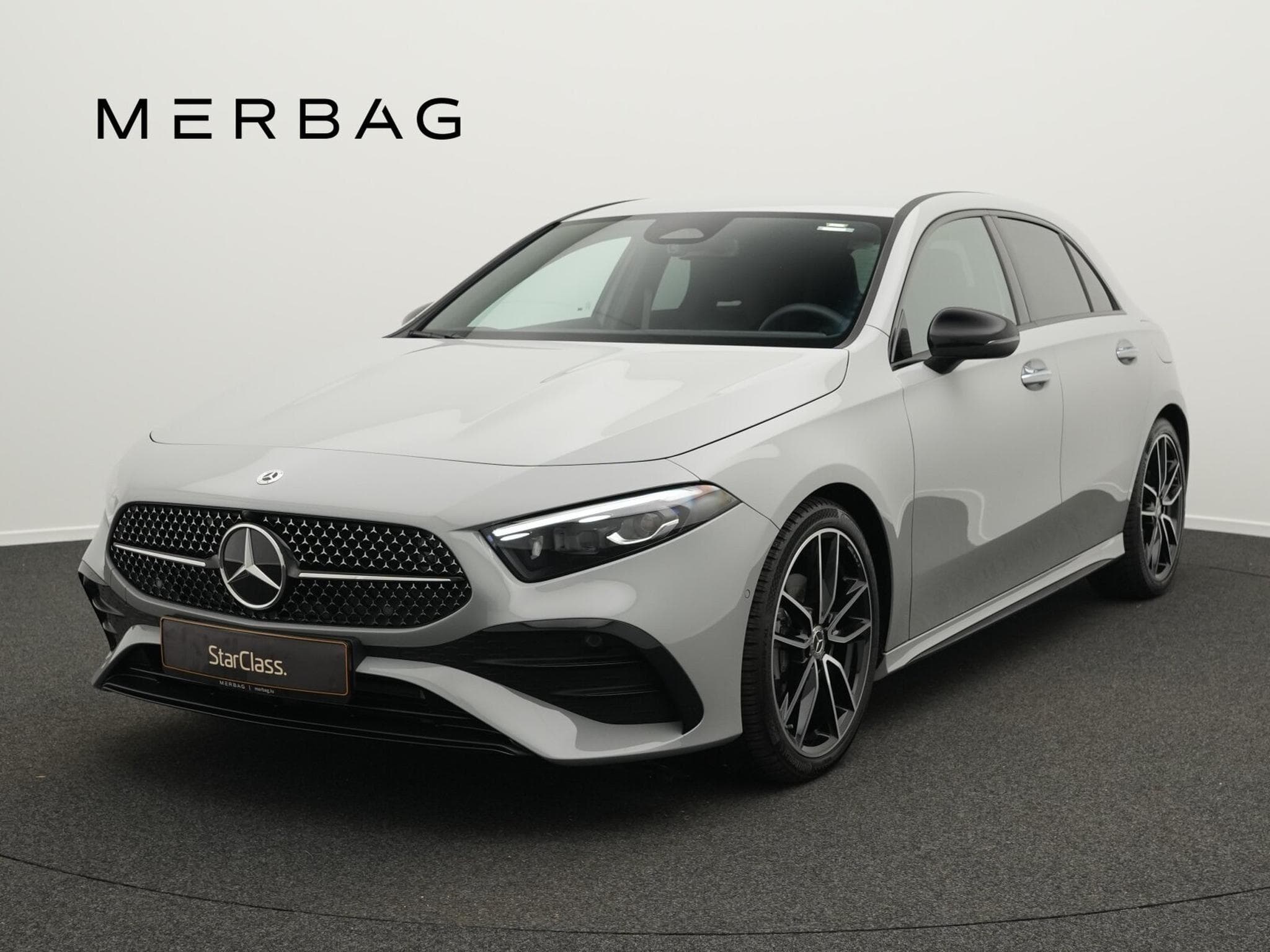 Mercedes A 200 d AMG-Line Multi+Kamera+Night+19" (2025) - Foto 1