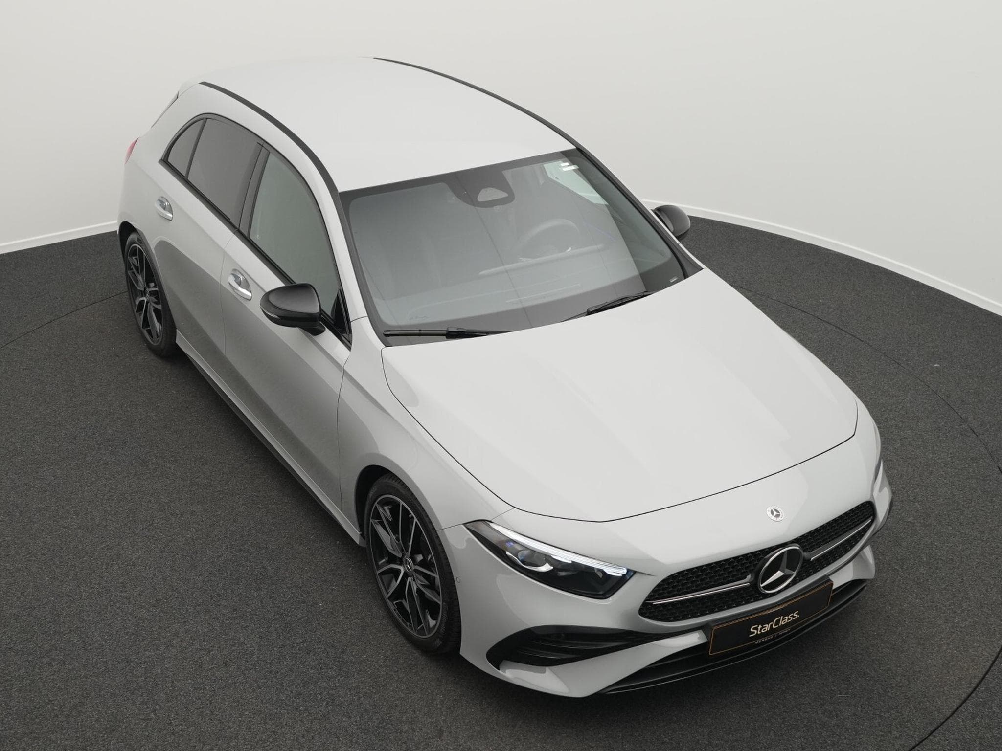 Mercedes A 200 d AMG-Line Multi+Kamera+Night+19" (2025) - Foto 10