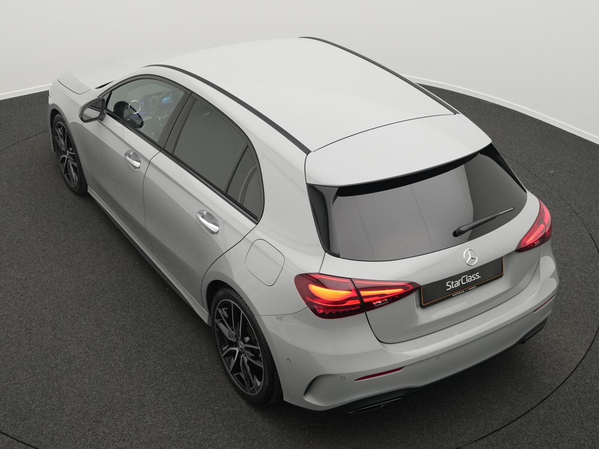 Mercedes A 200 d AMG-Line Multi+Kamera+Night+19" (2025) - Foto 11