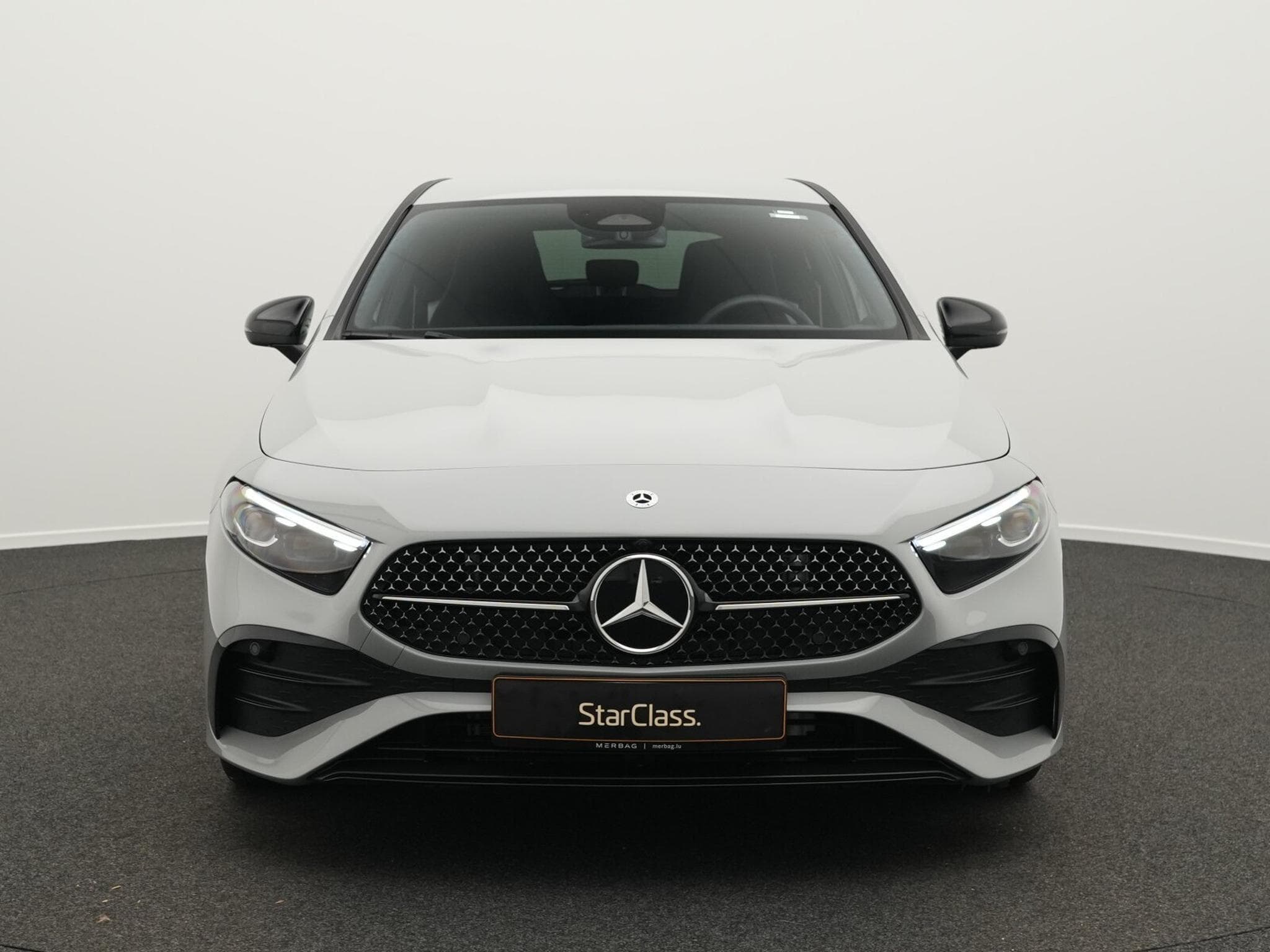 Mercedes A 200 d AMG-Line Multi+Kamera+Night+19" (2025) - Foto 2