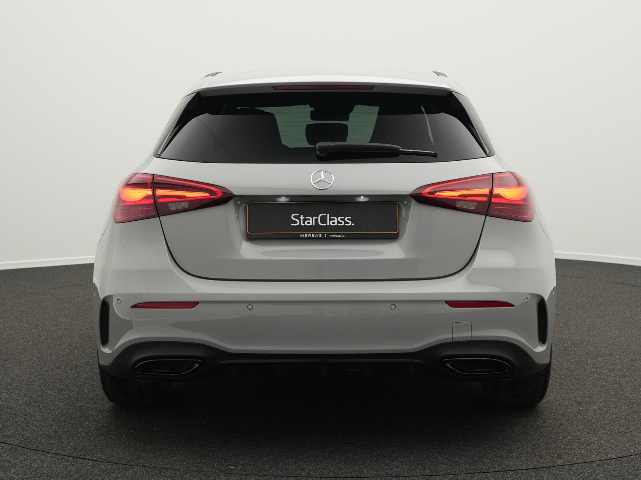 Mercedes A 200 d AMG-Line Multi+Kamera+Night+19" (2025) - Foto 4