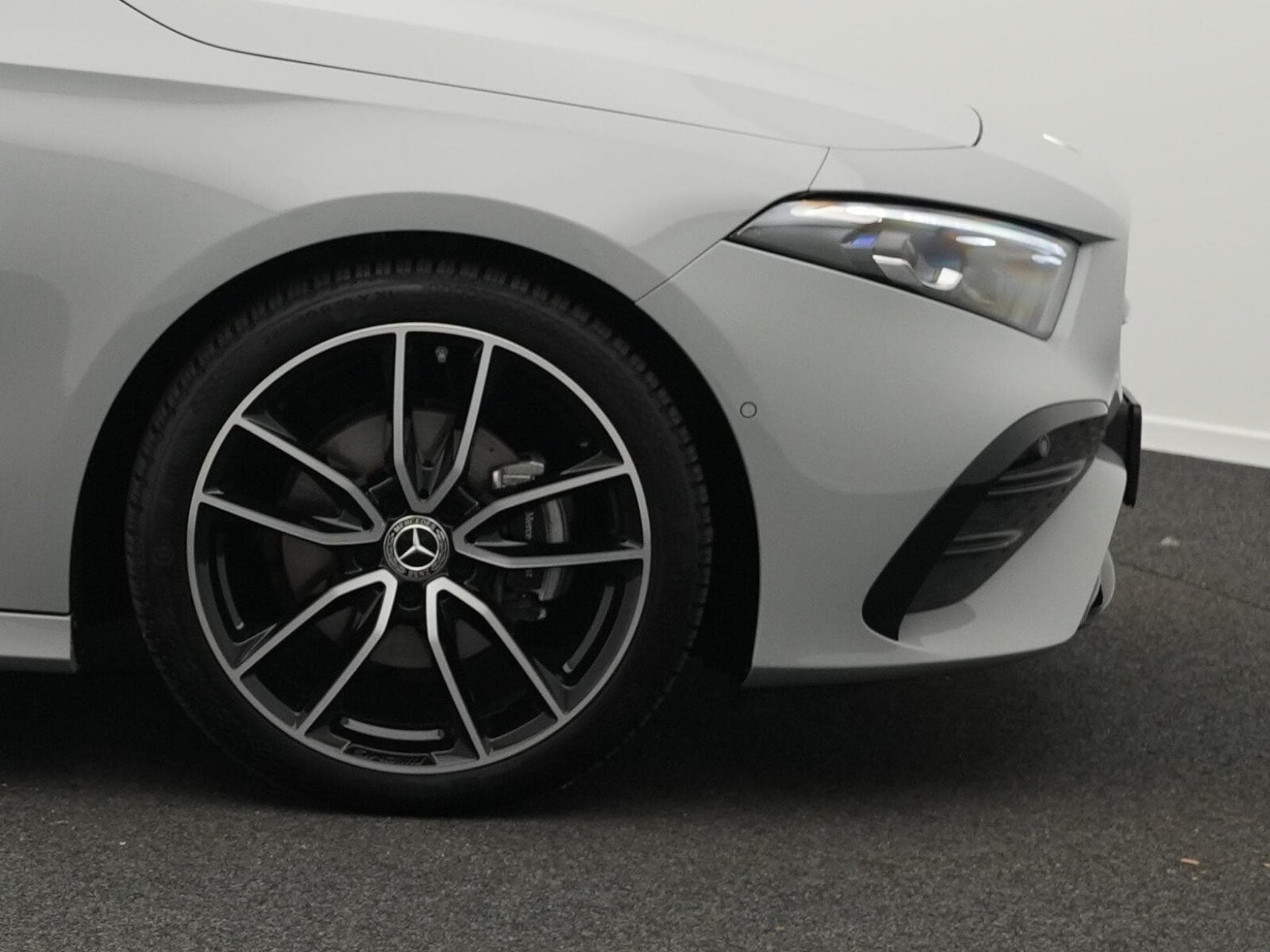 Mercedes A 200 d AMG-Line Multi+Kamera+Night+19" (2025) - Foto 6