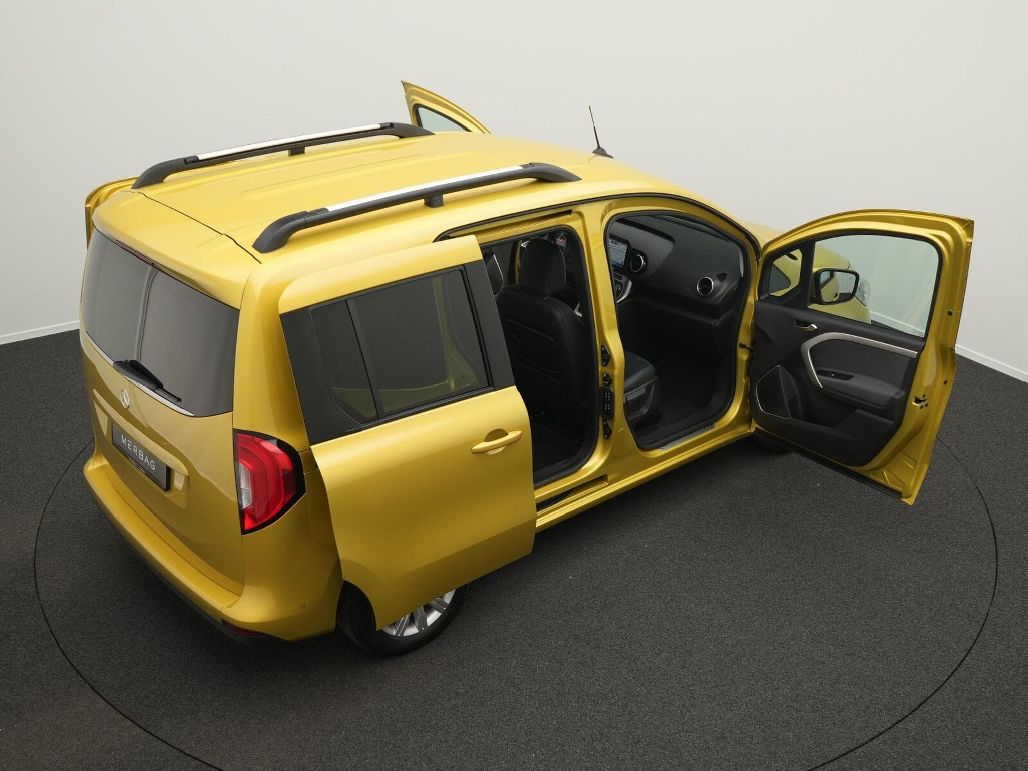 Mercedes T PROGRESSIVE Standard (2025) - Photo 13