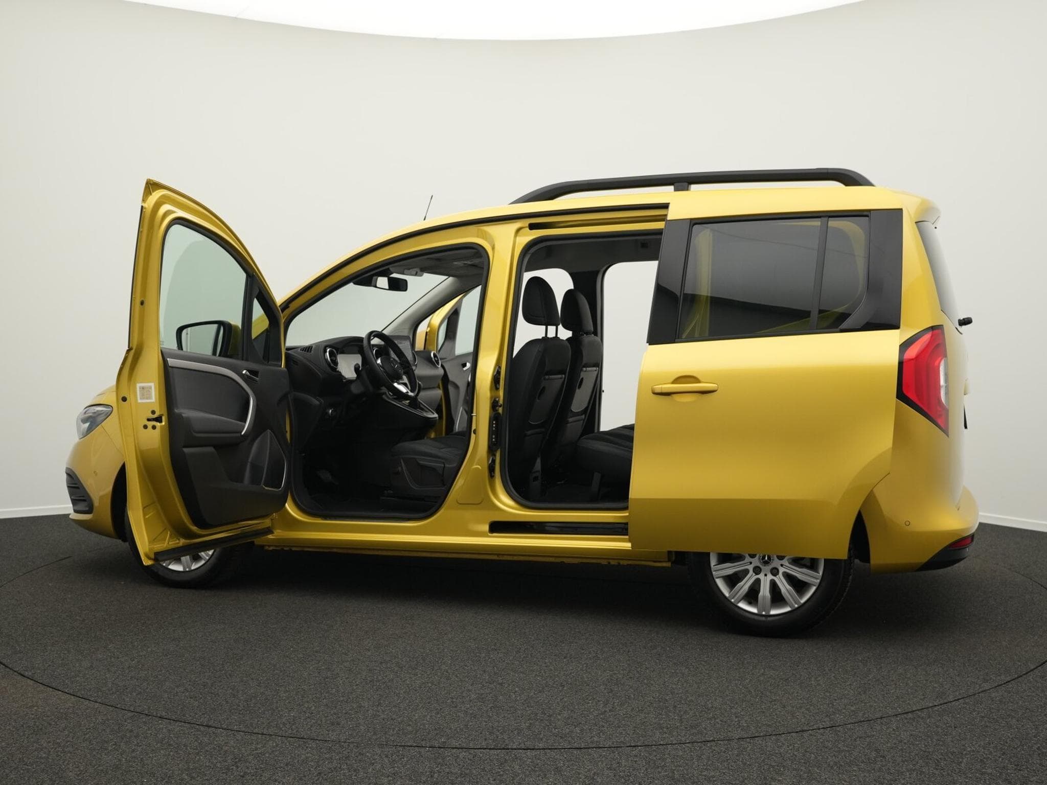 Mercedes T PROGRESSIVE Standard (2025) - Photo 14
