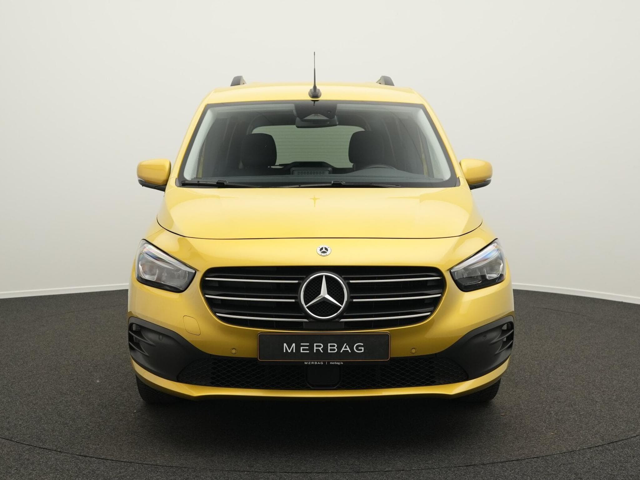 Mercedes T PROGRESSIVE Standard (2025) - Photo 2