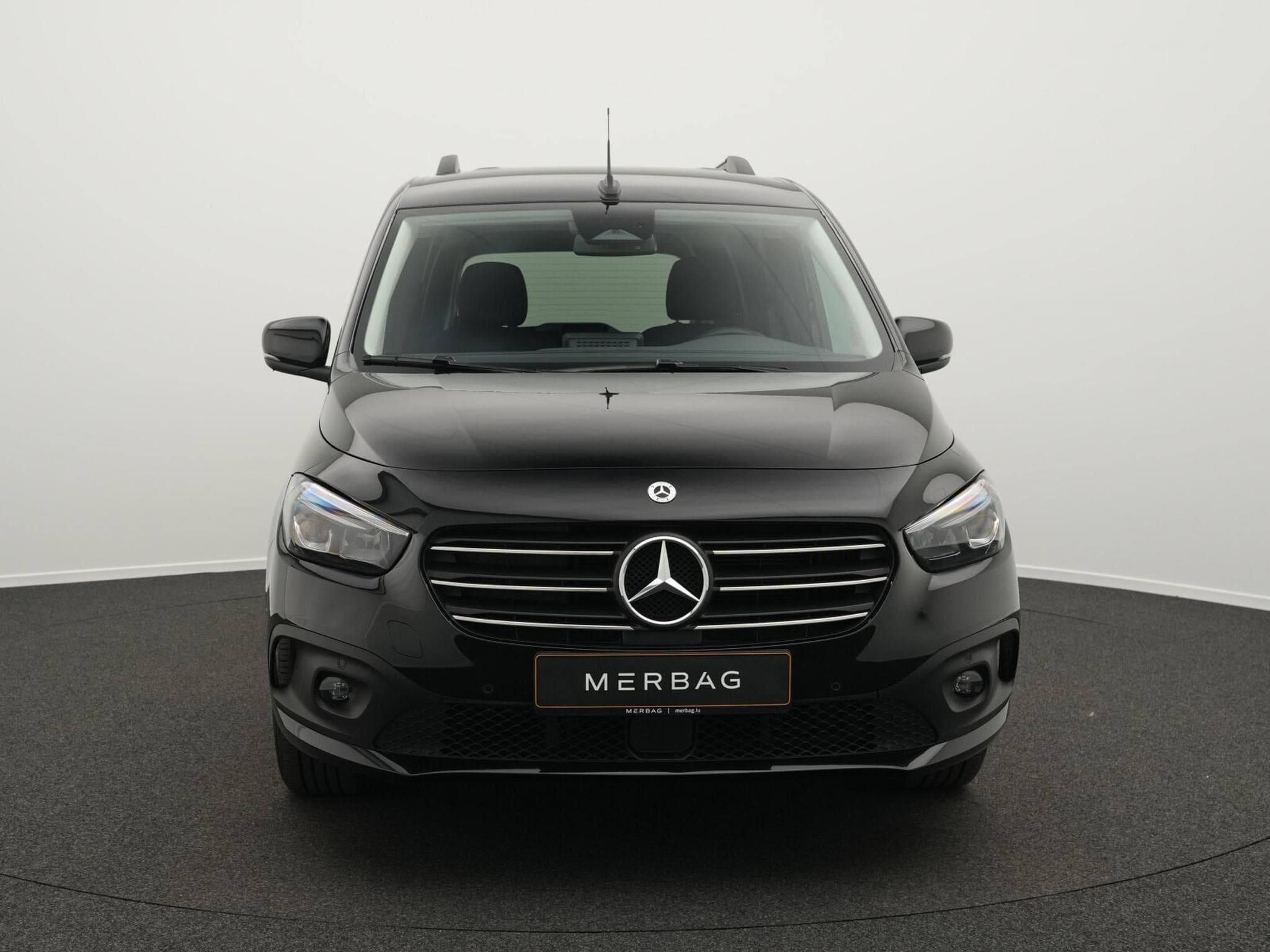 Mercedes T PROGRESSIVE Standard (2025) - Photo 2