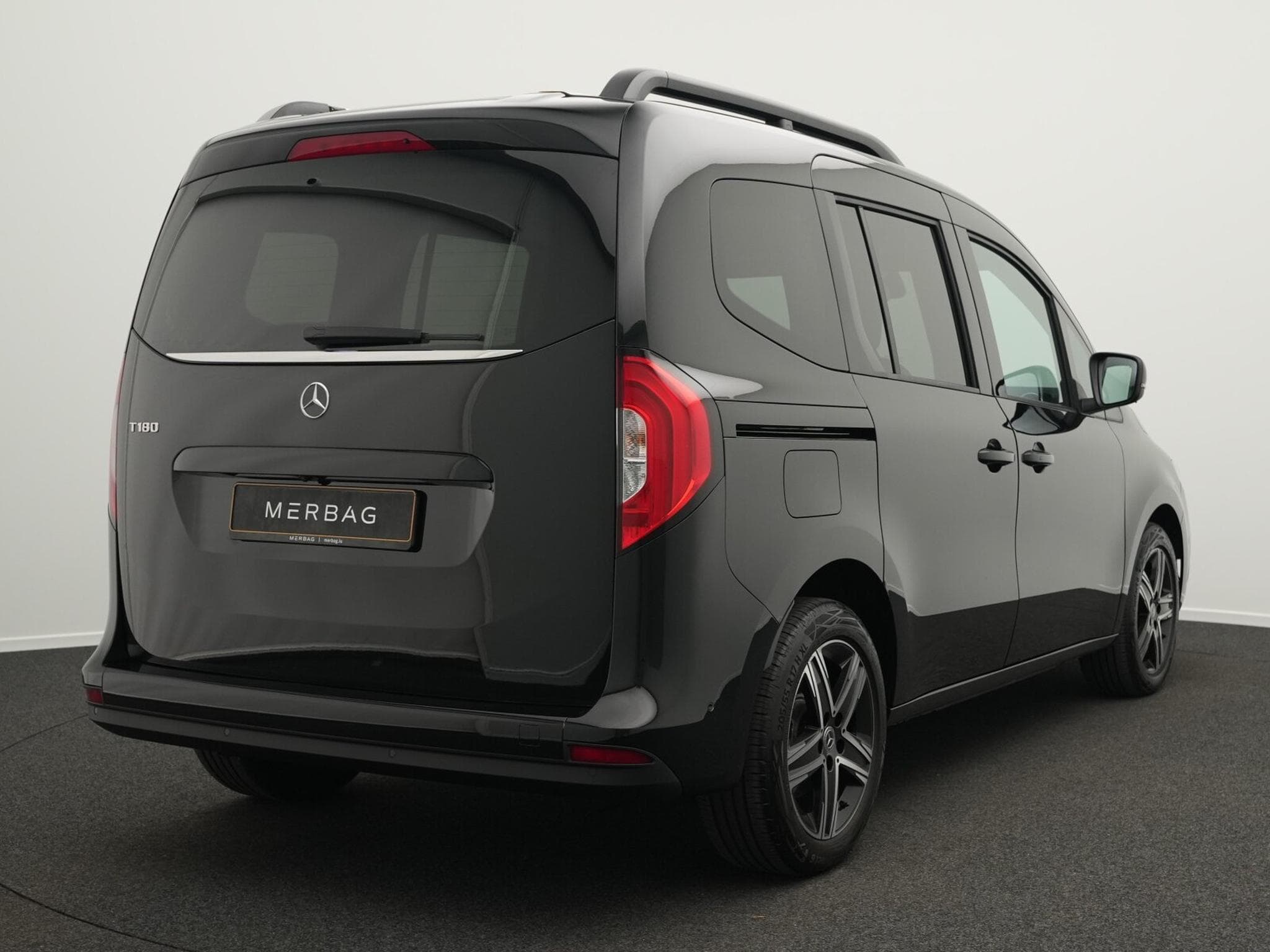 Mercedes T PROGRESSIVE Standard (2025) - Photo 3