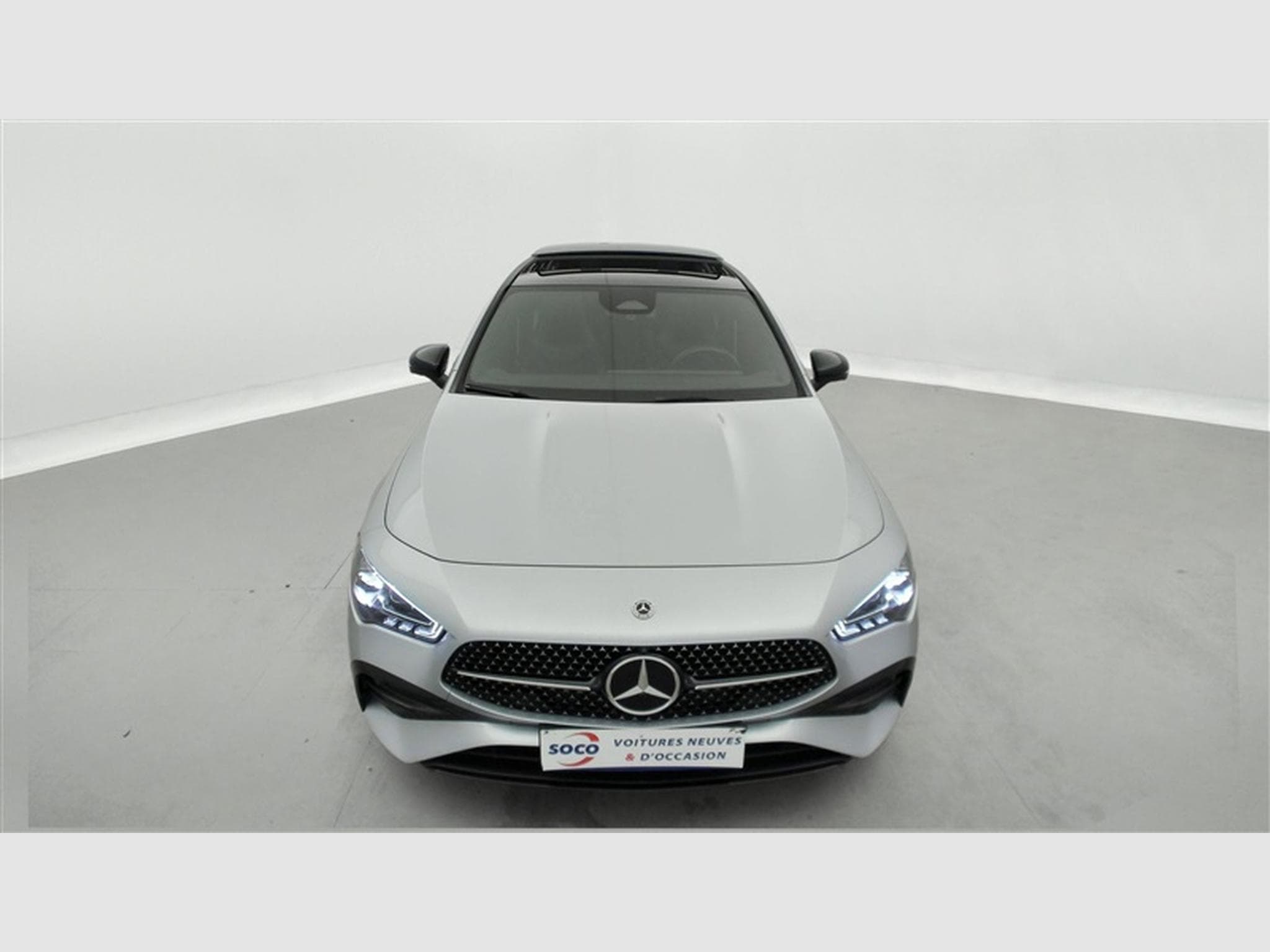 Mercedes CLA 180 CLA 2.0D **AMG/AUTO/PANO/NAVI/ALCANTARA /FULL LED** (2025) - Photo 4