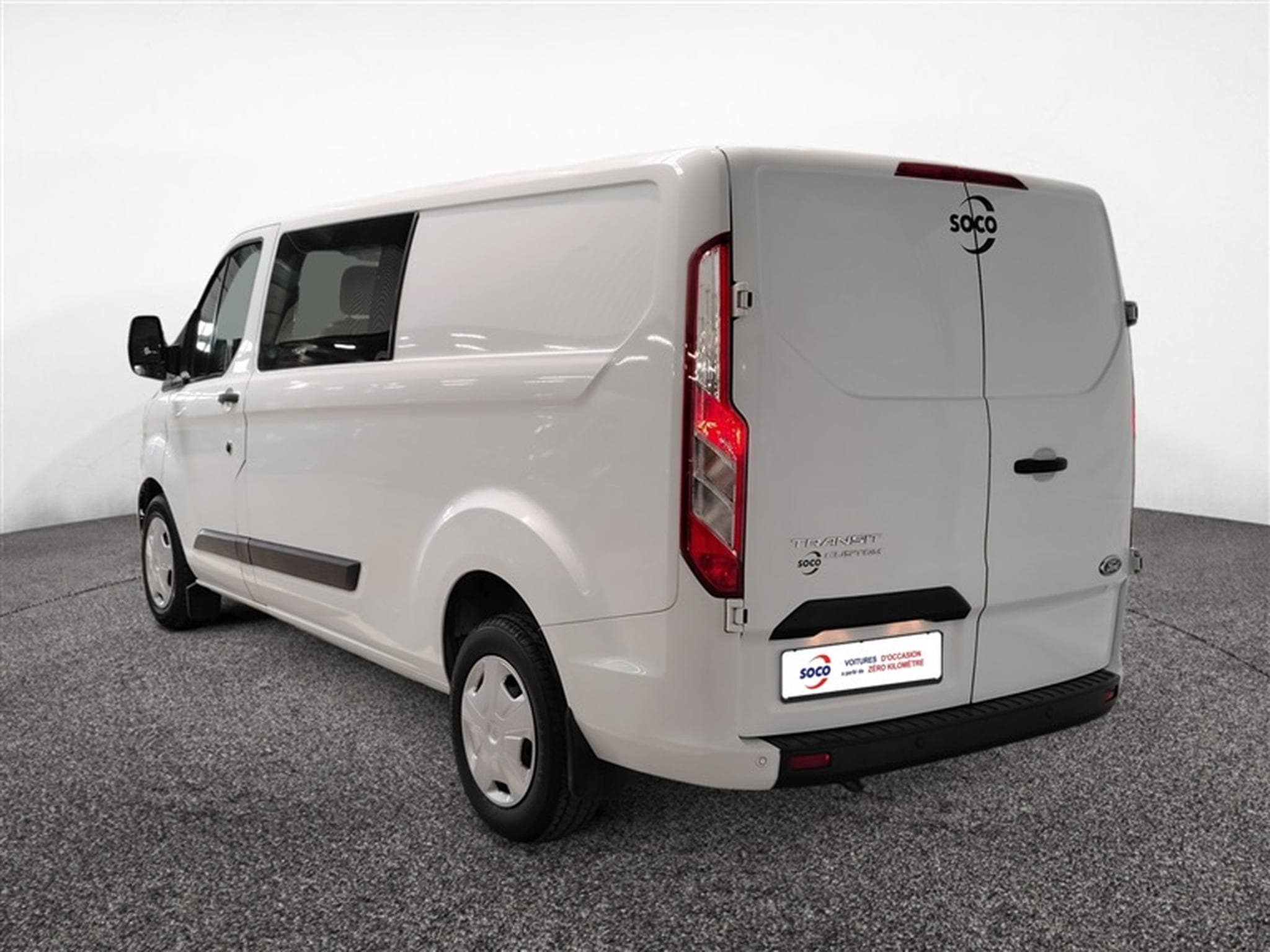 Ford Transit 2.0 TDCi L2H1 320 Dble Cab. CLIM / PDC AV-AR (2022) - Photo 2