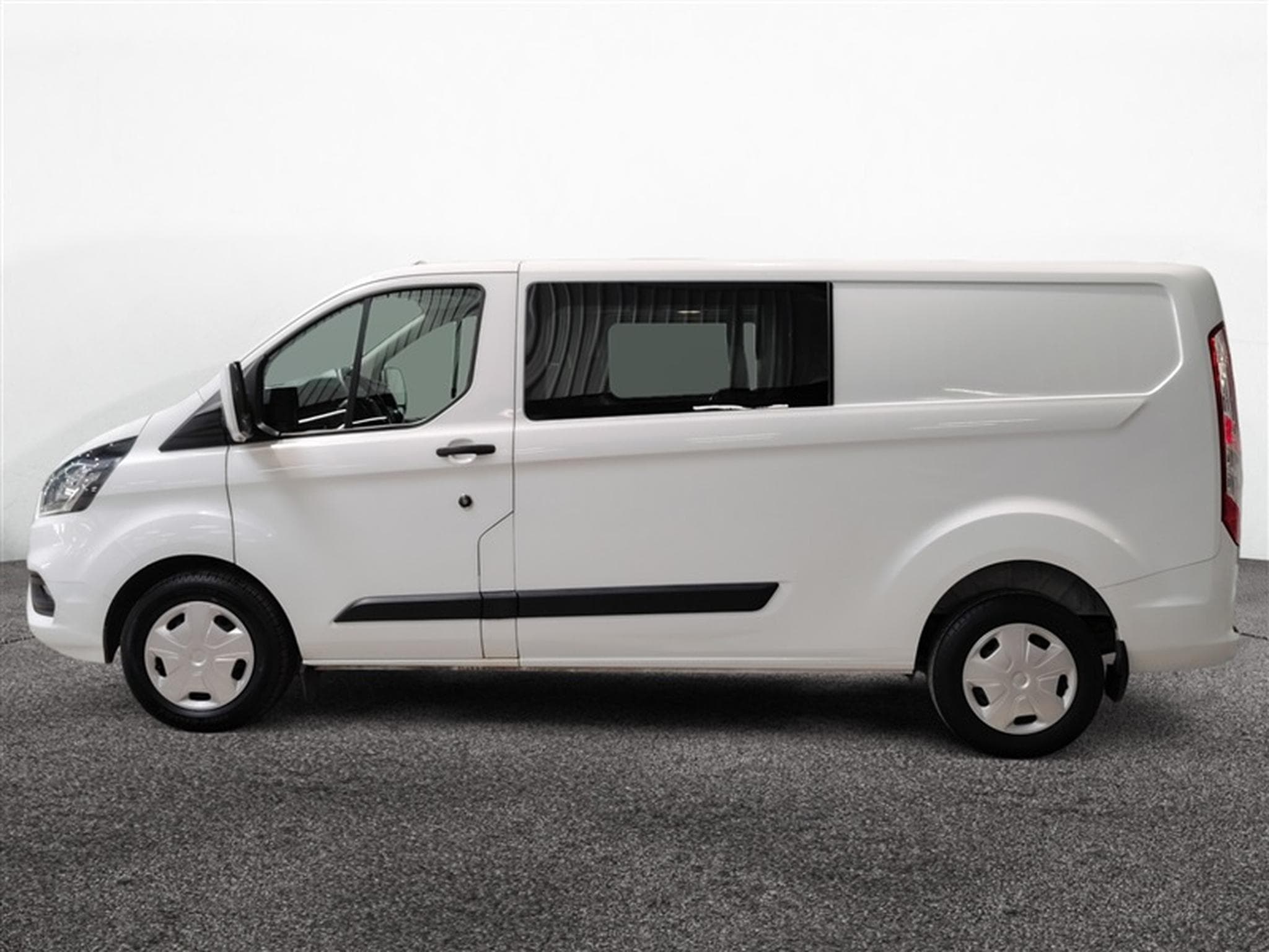 Ford Transit 2.0 TDCi L2H1 320 Dble Cab. CLIM / PDC AV-AR (2022) - Photo 3