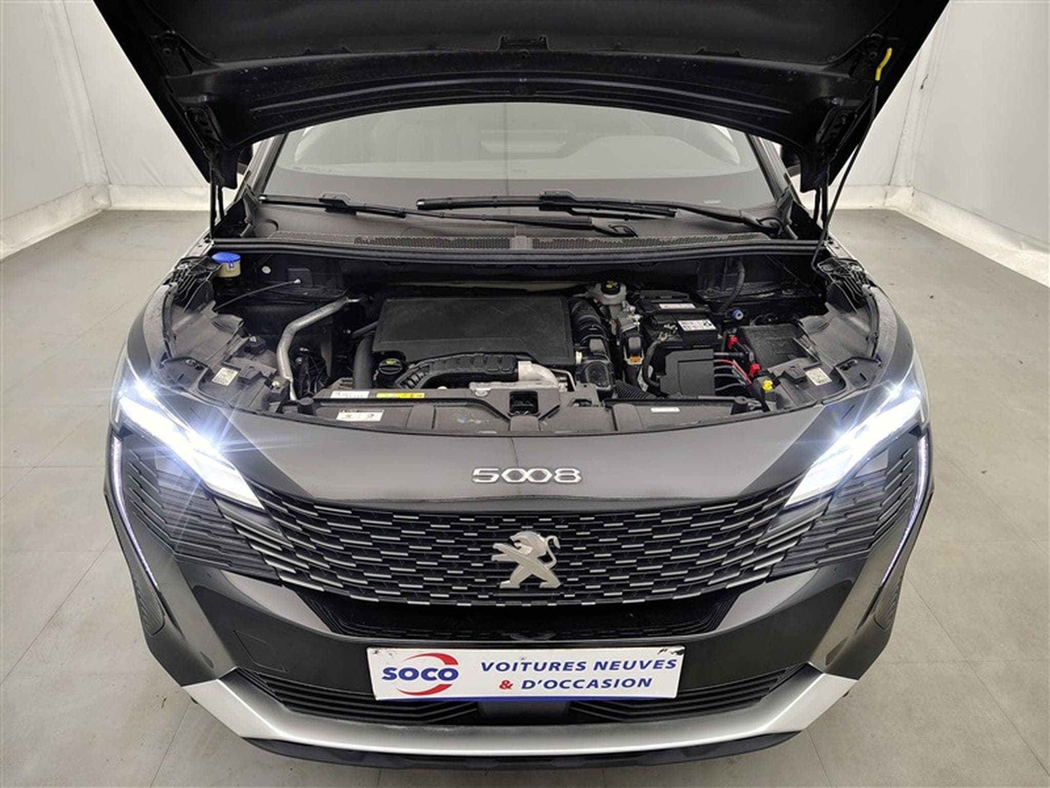 Peugeot 5008 1.2 PureTech 130Cv EAT8 Allure Pack 7PL / NAVI / CARPLAY (2023) - Photo 21