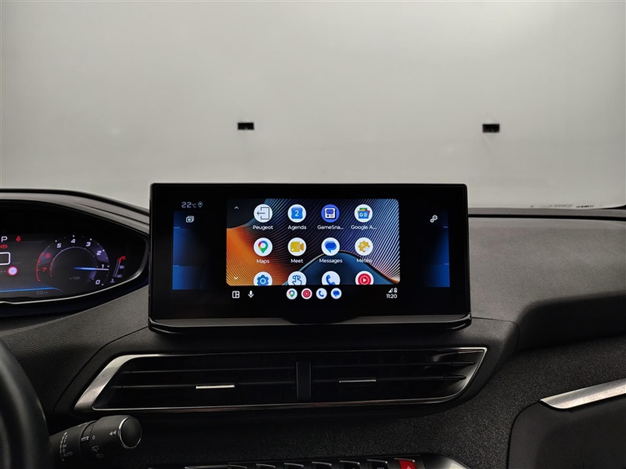 Peugeot 5008 1.2 PureTech 130Cv EAT8 Allure Pack 7PL / NAVI / CARPLAY (2023) - Photo 22