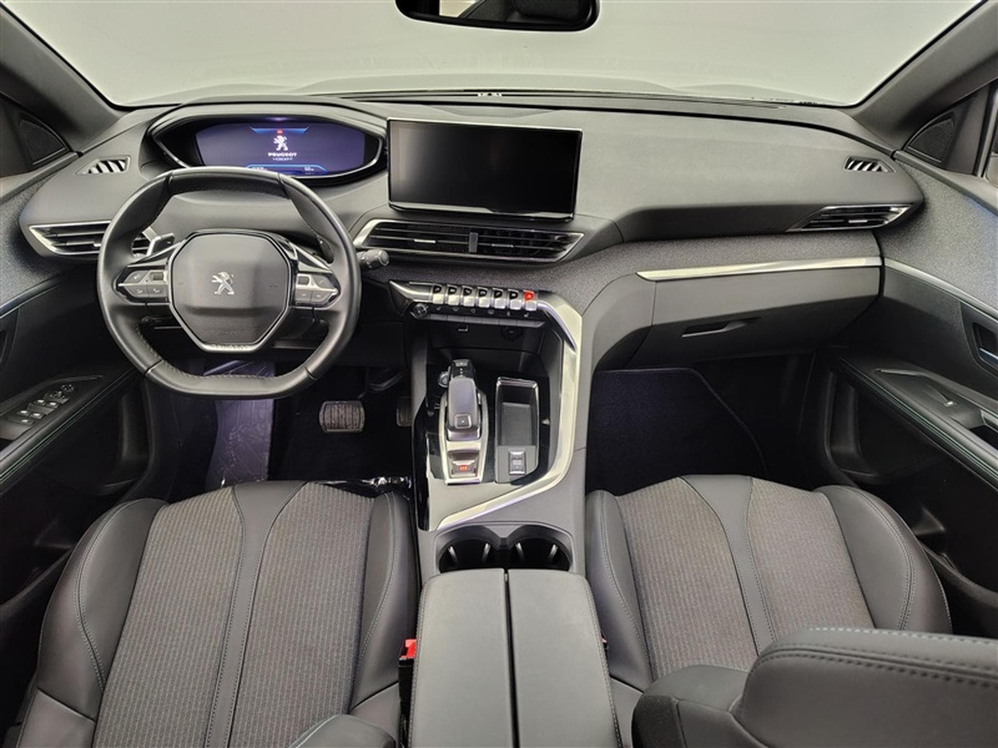 Peugeot 5008 1.2 PureTech 130Cv EAT8 Allure Pack 7PL / NAVI / CARPLAY (2023) - Photo 8