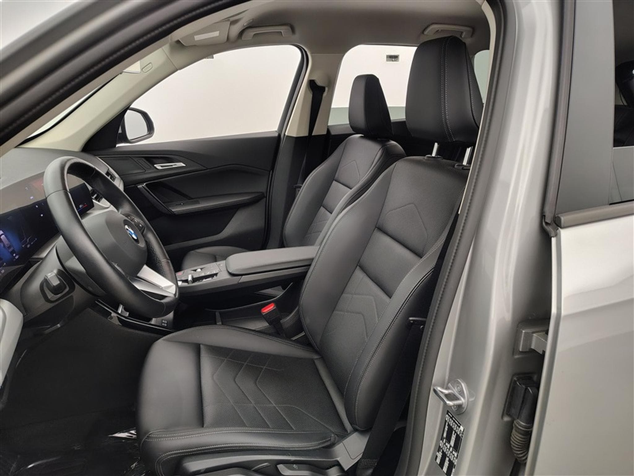 BMW X1 2.0 dA sDrive18 Cuir / Navi / Led (2024) - Photo 7
