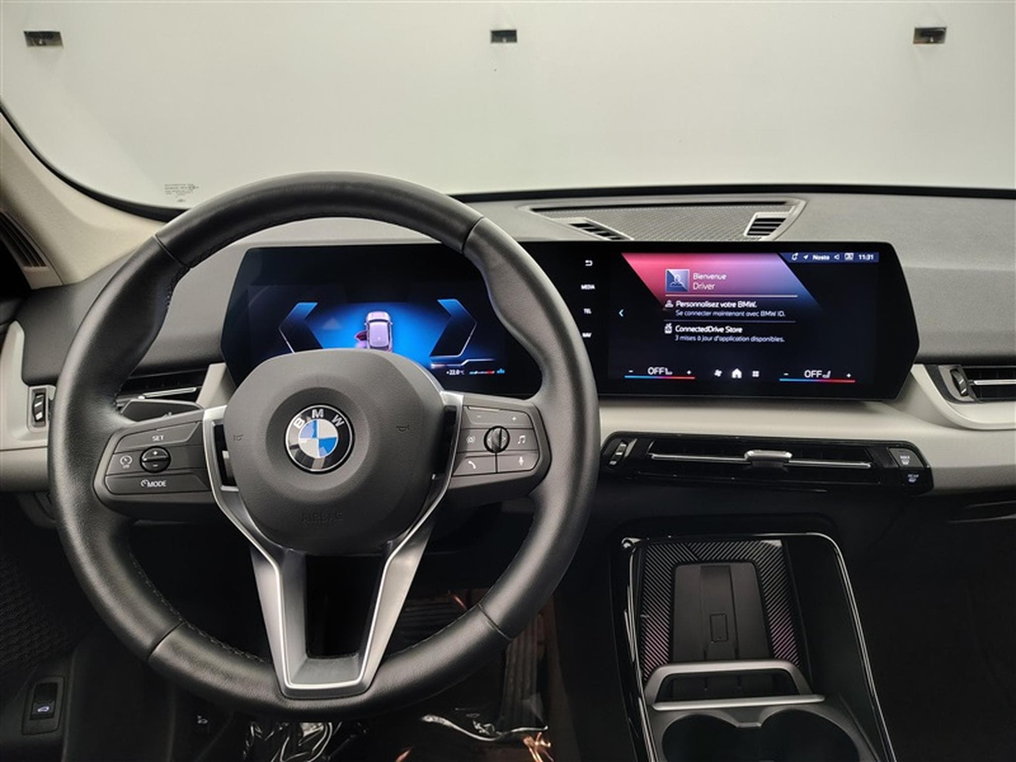 BMW X1 2.0 dA sDrive18 Cuir / Navi / Led (2024) - Photo 9