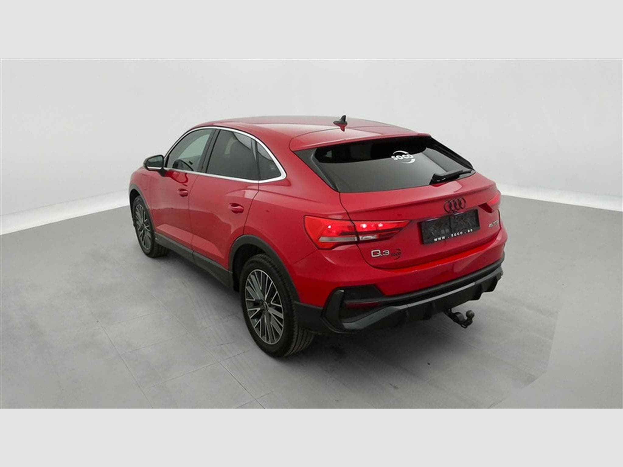 Audi Q3 Sportback PHEV 45 TFSIe S-tronic 180 NAVI / FULL LED (2023) - Photo 2
