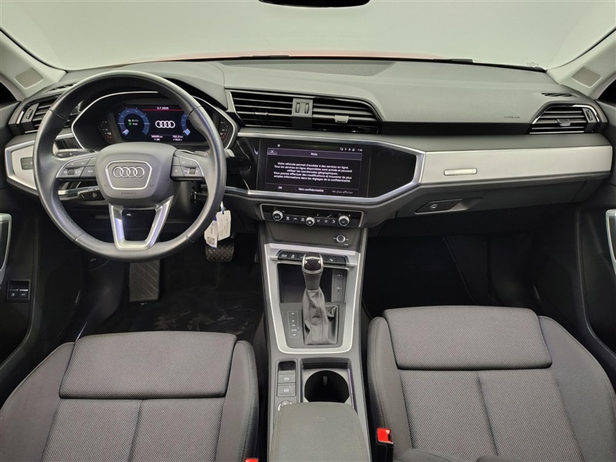 Audi Q3 Sportback PHEV 45 TFSIe S-tronic 180 NAVI / FULL LED (2023) - Photo 8