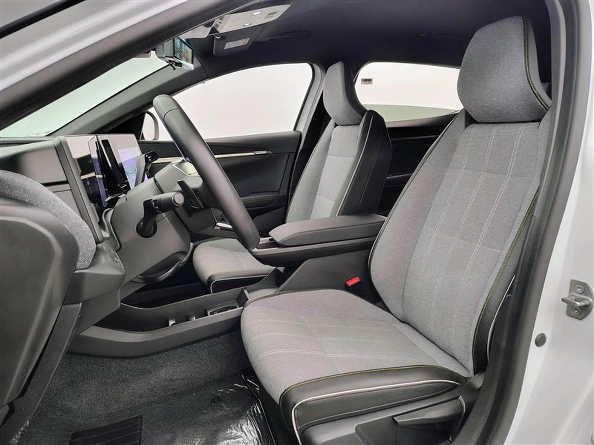 Renault Megane e-Megane E-Tech 40 kWh Evolution R130 (2023) - Photo 7