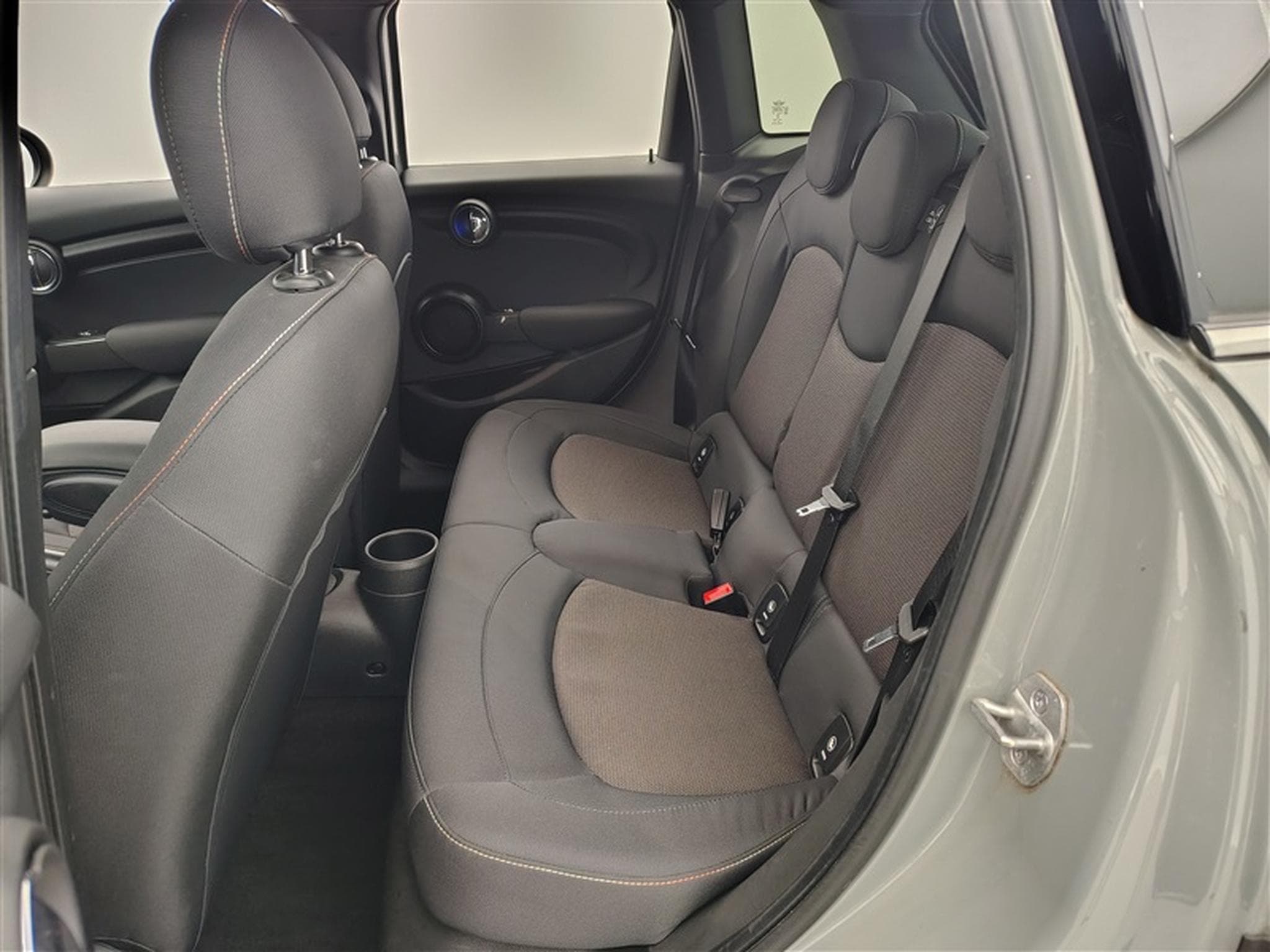 MINI Cooper Mini 1.5 One  Navi / Clim / PDC (2020) - Photo 13
