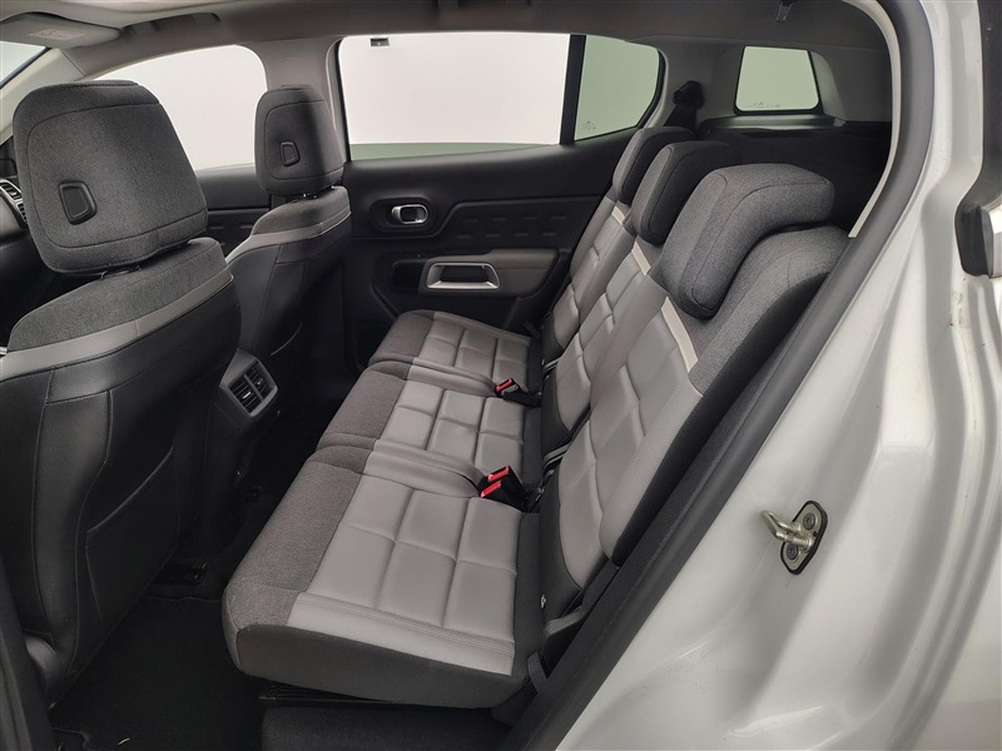 Citroen C5 Aircross 1.6 PHEV 225cv Shine NAVI / FULL LED / PANO / CUIR PARTIEL (2020) - Photo 13