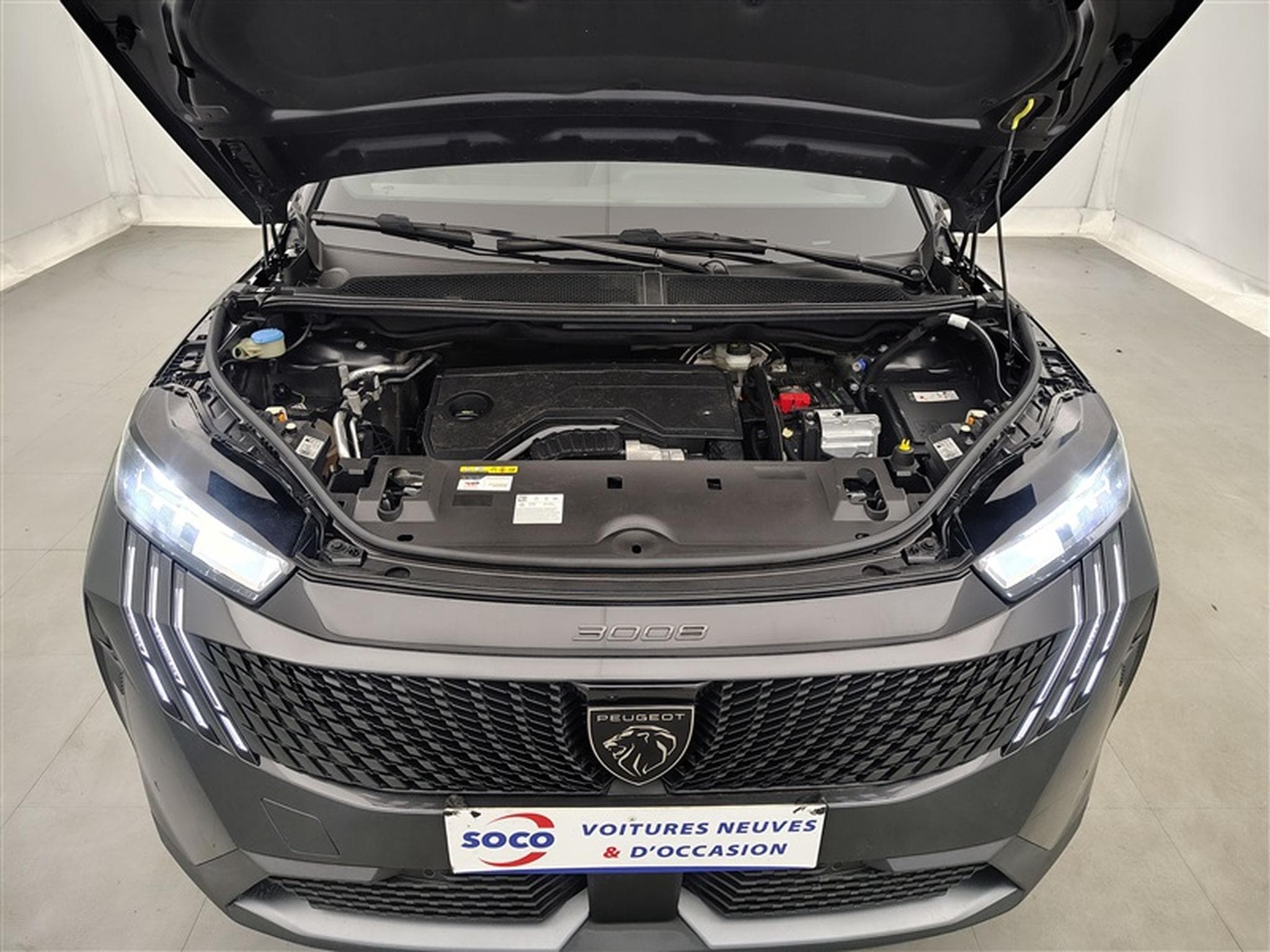 Peugeot 3008 1.2 Hybrid 136Cv e-DCS6 Allure S-CUIR / NAVI / CARPLAY (2025) - Photo 19