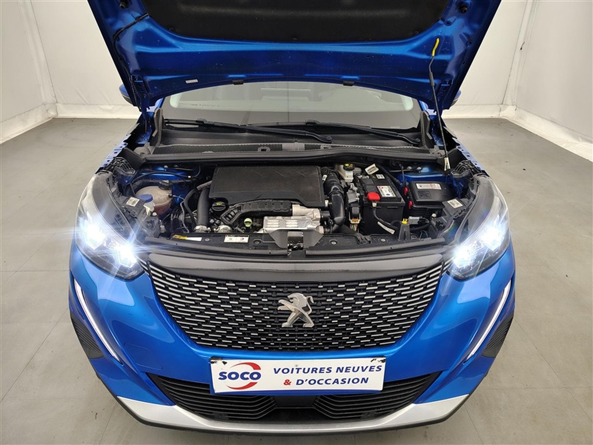 Peugeot 2008 1.2 PureTech 130Cv EAT8 Allure NAVI / CAMERA / ALU (2020) - Photo 19