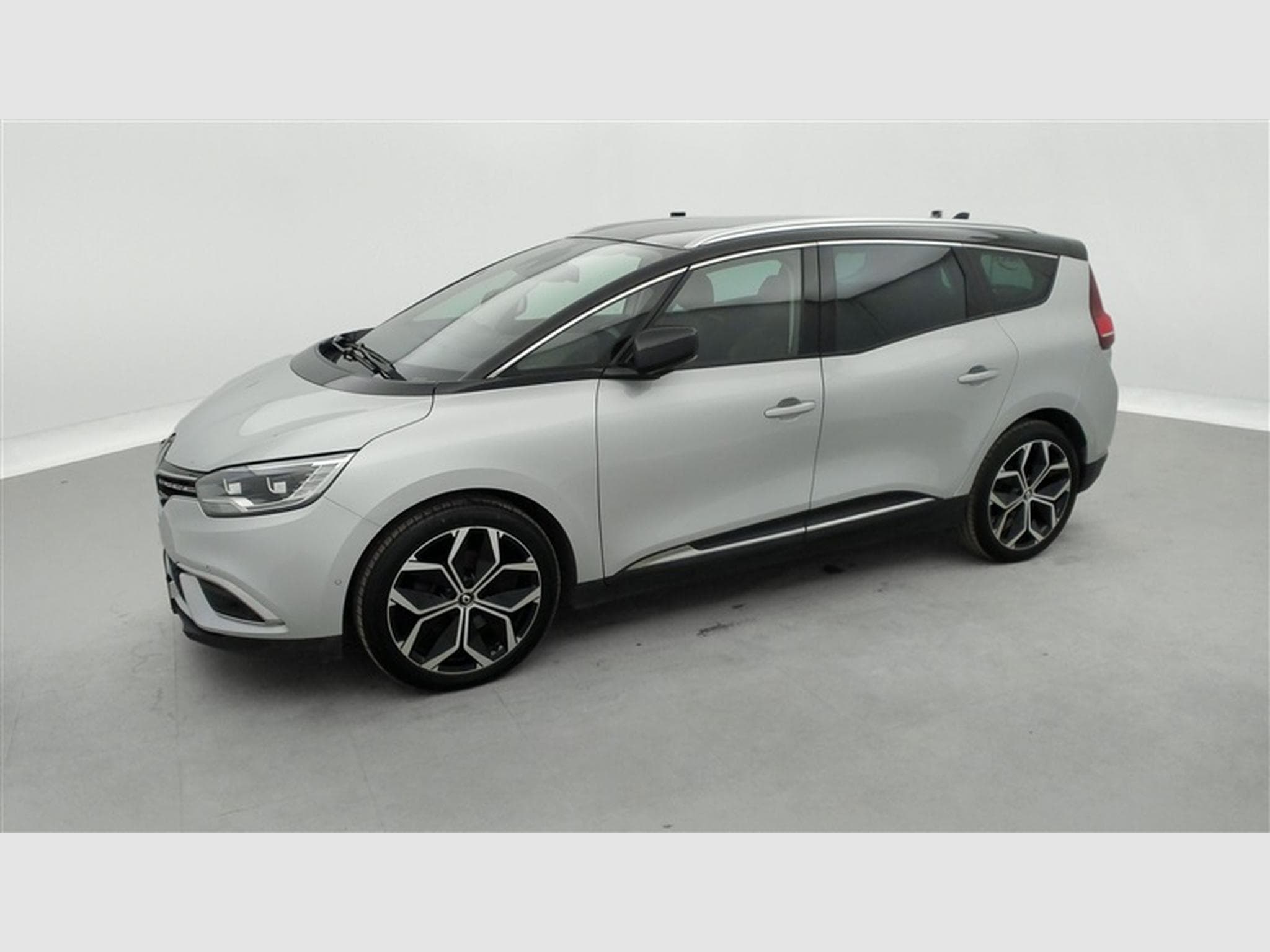 Renault Scenic 1.33 TCe Limited 3 GPF (2023) - Photo 21