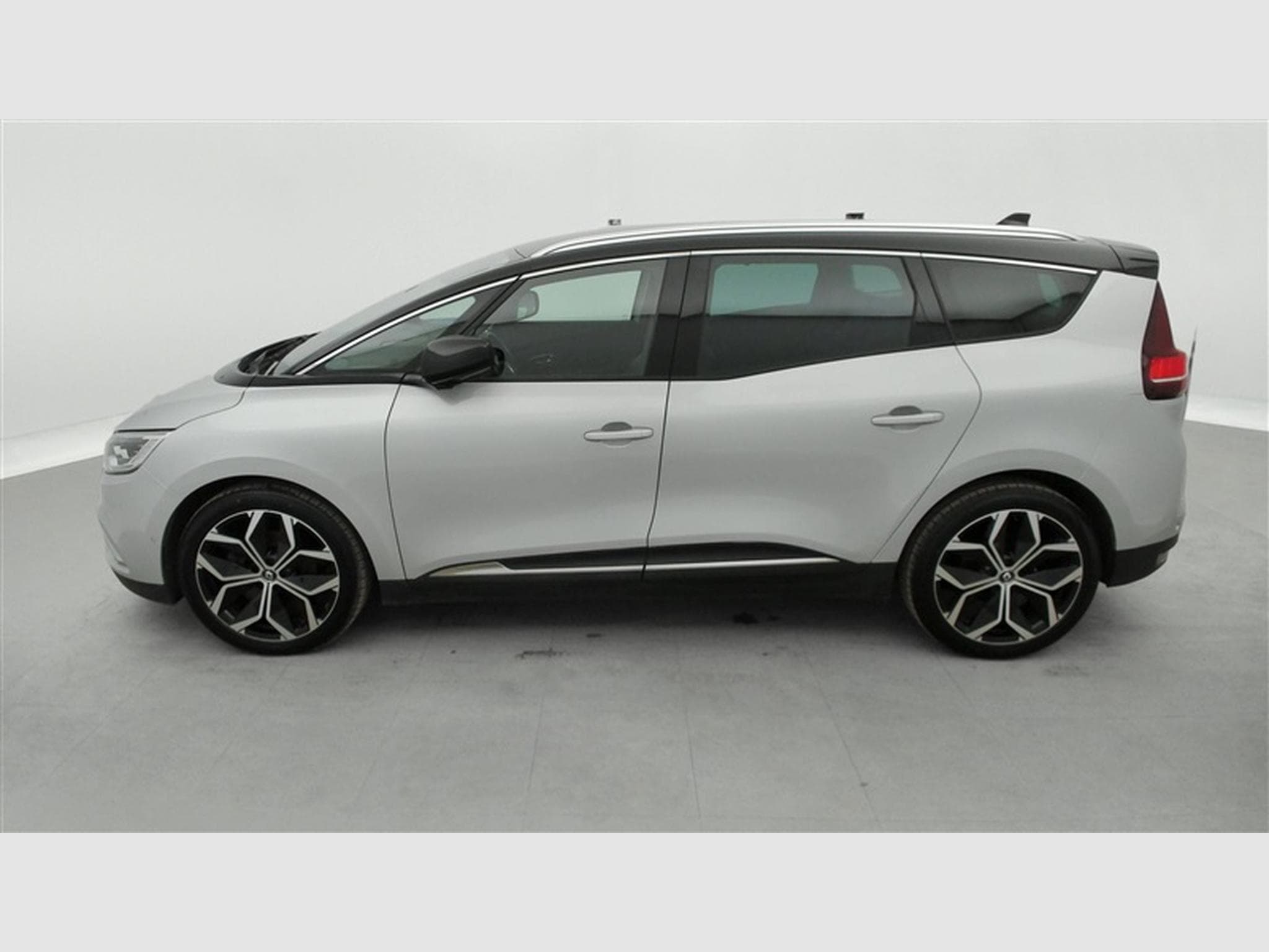 Renault Scenic 1.33 TCe Limited 3 GPF (2023) - Photo 3