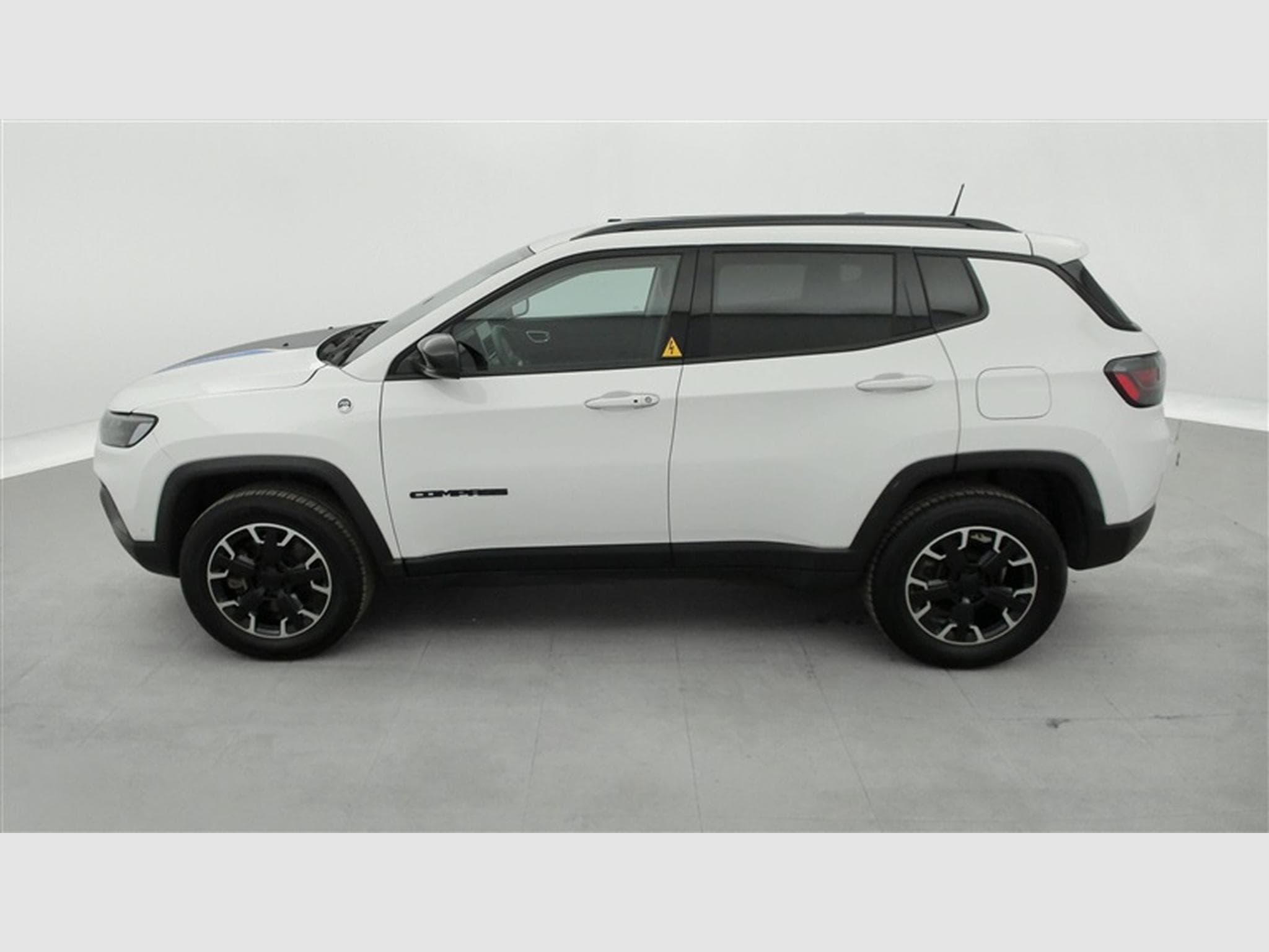 Jeep Compass PHEV 1.3 Turbo eAWD Trailhawk (2023) - Photo 3