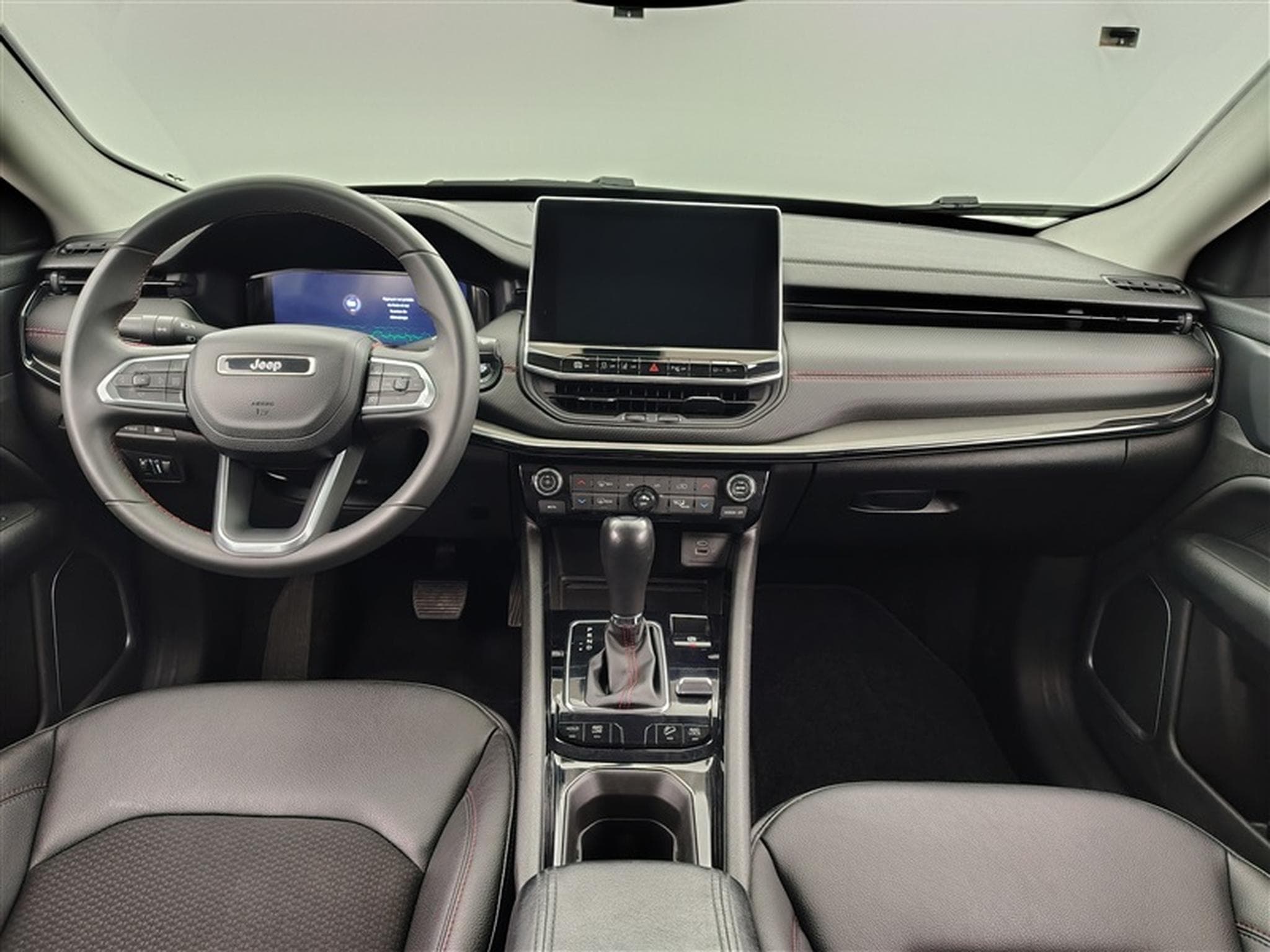 Jeep Compass PHEV 1.3 Turbo eAWD Trailhawk (2023) - Photo 8