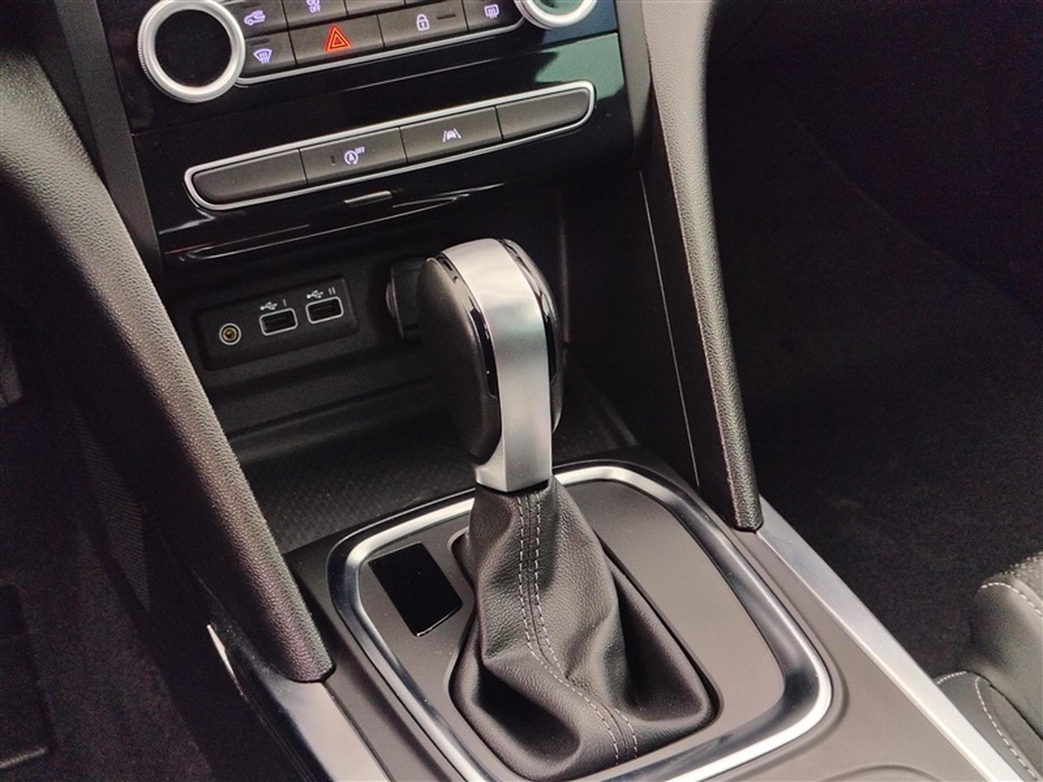 Renault Megane Mégane 1.33 TCe Techno EDC Navi / Led / PDC+Caméra (2023) - Photo 12