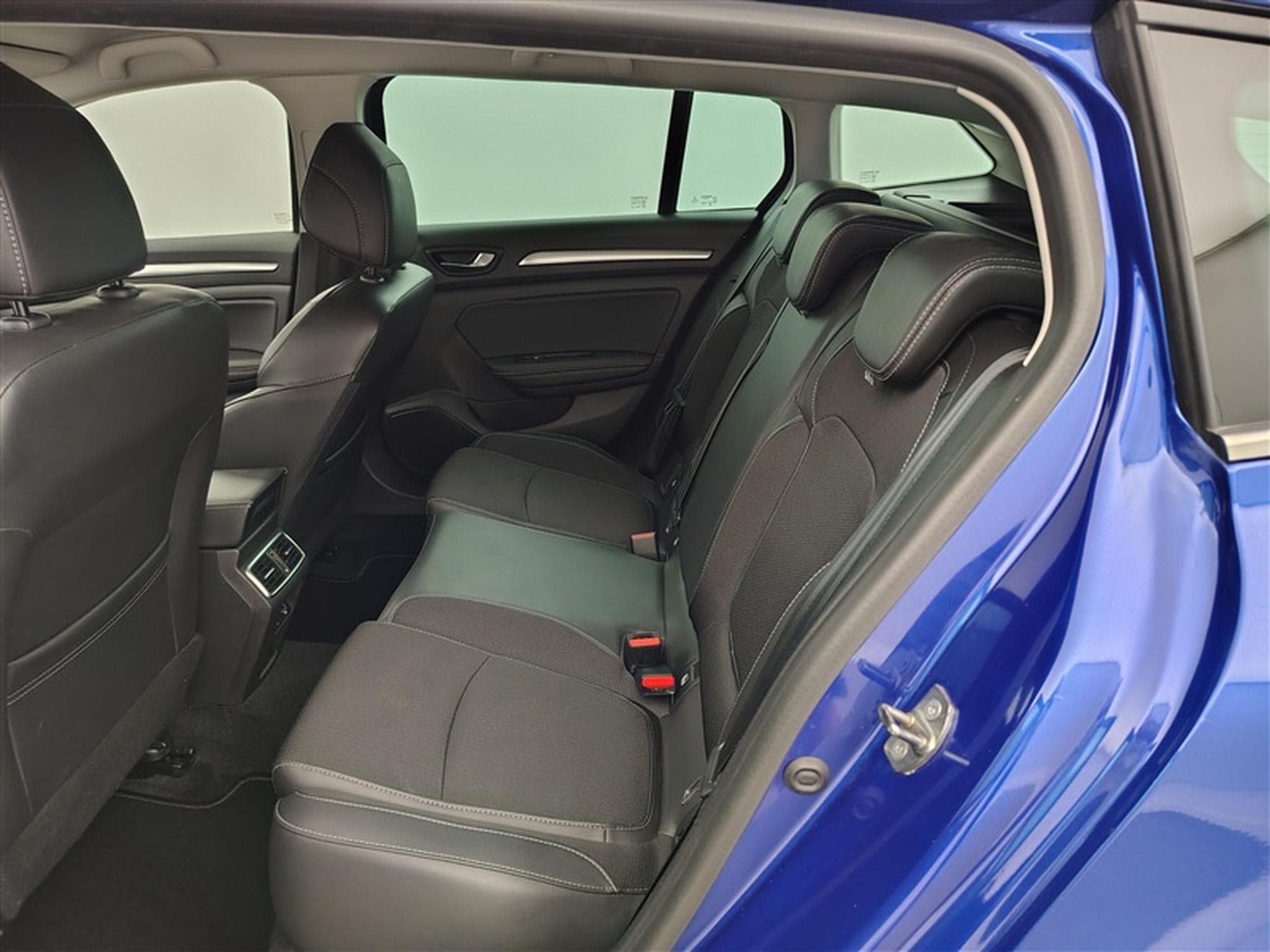 Renault Megane Mégane 1.33 TCe Techno EDC Navi / Led / PDC+Caméra (2023) - Photo 13