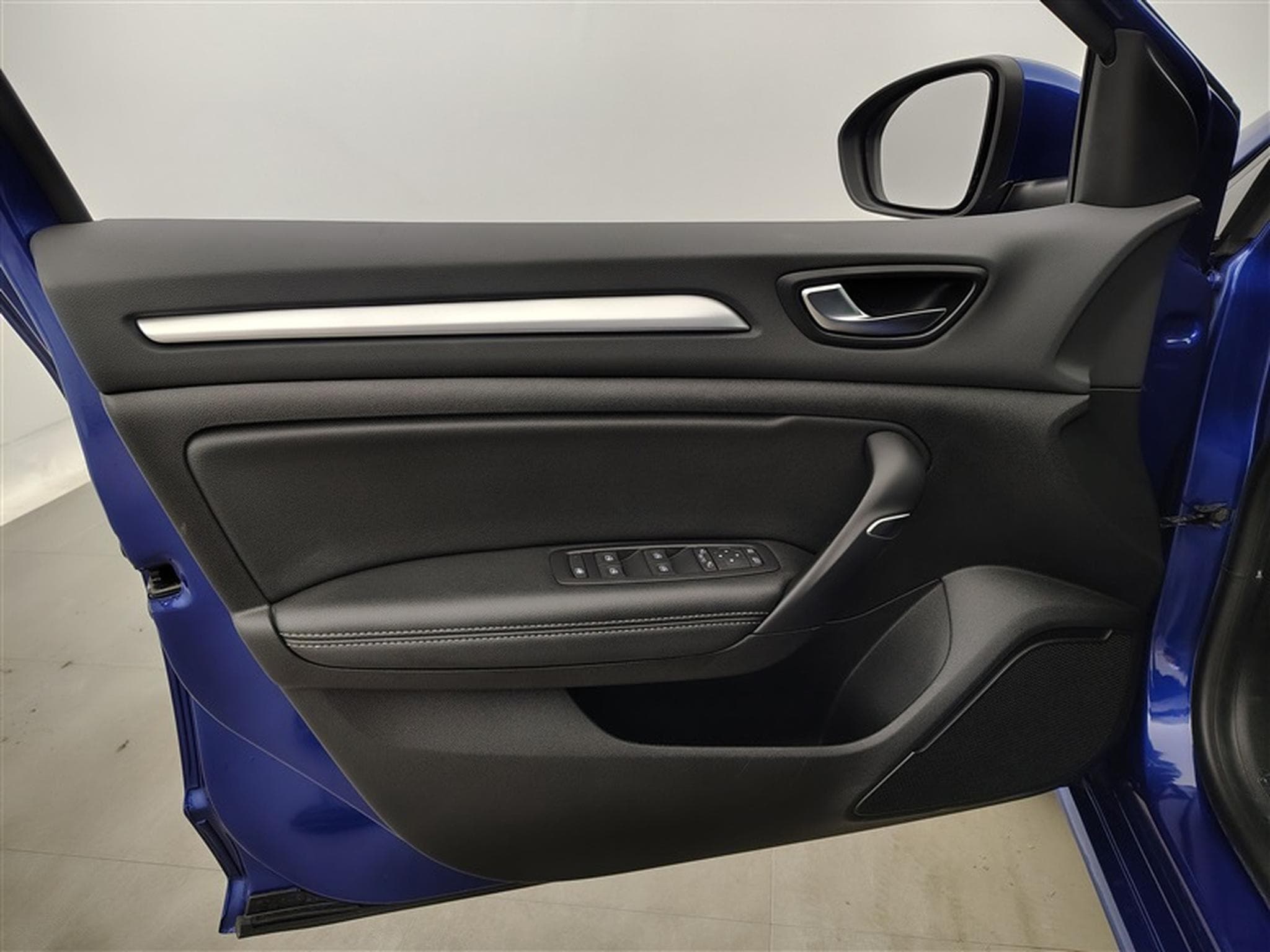 Renault Megane Mégane 1.33 TCe Techno EDC Navi / Led / PDC+Caméra (2023) - Photo 17