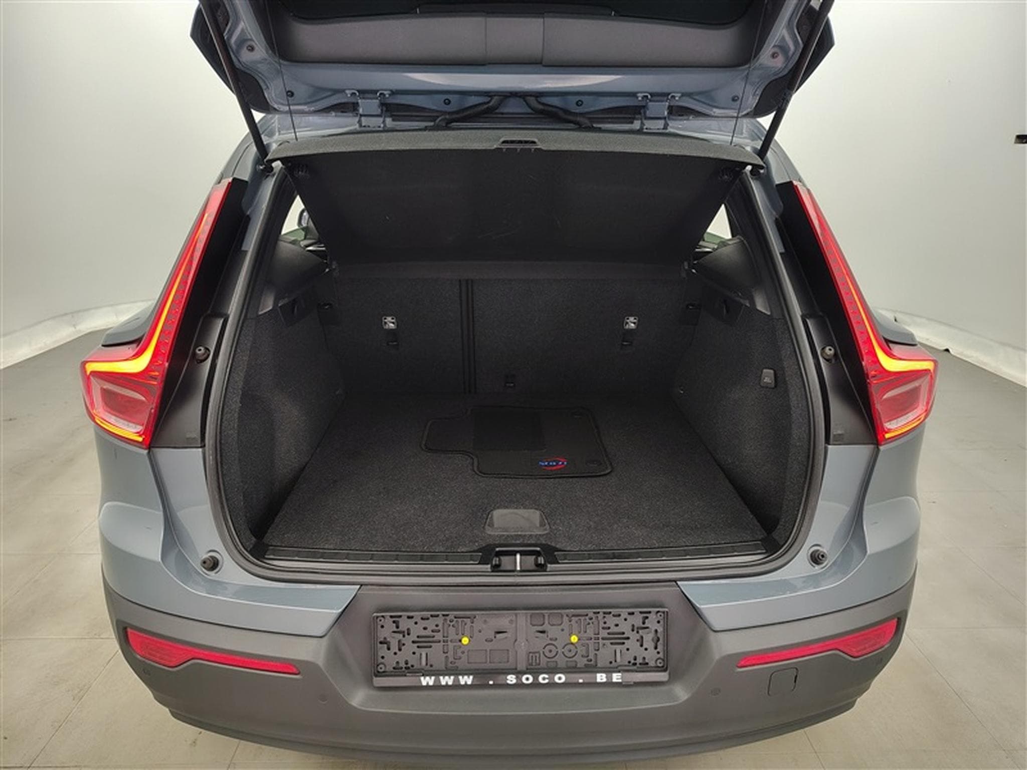Volvo XC40 1.5 T2 Momentum Core NAVI/FULL LED/JA/PDC (2022) - Photo 14