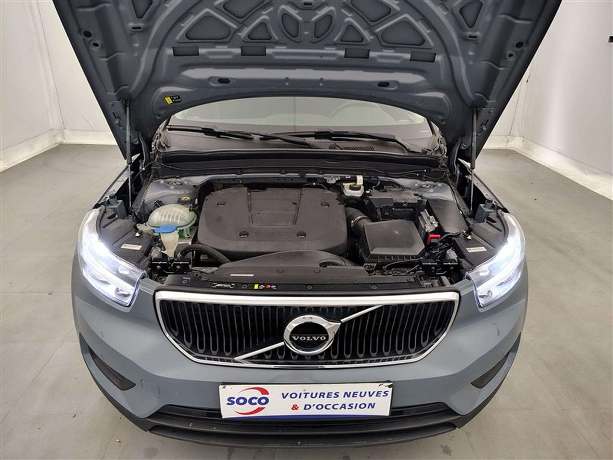 Volvo XC40 1.5 T2 Momentum Core NAVI/FULL LED/JA/PDC (2022) - Photo 19