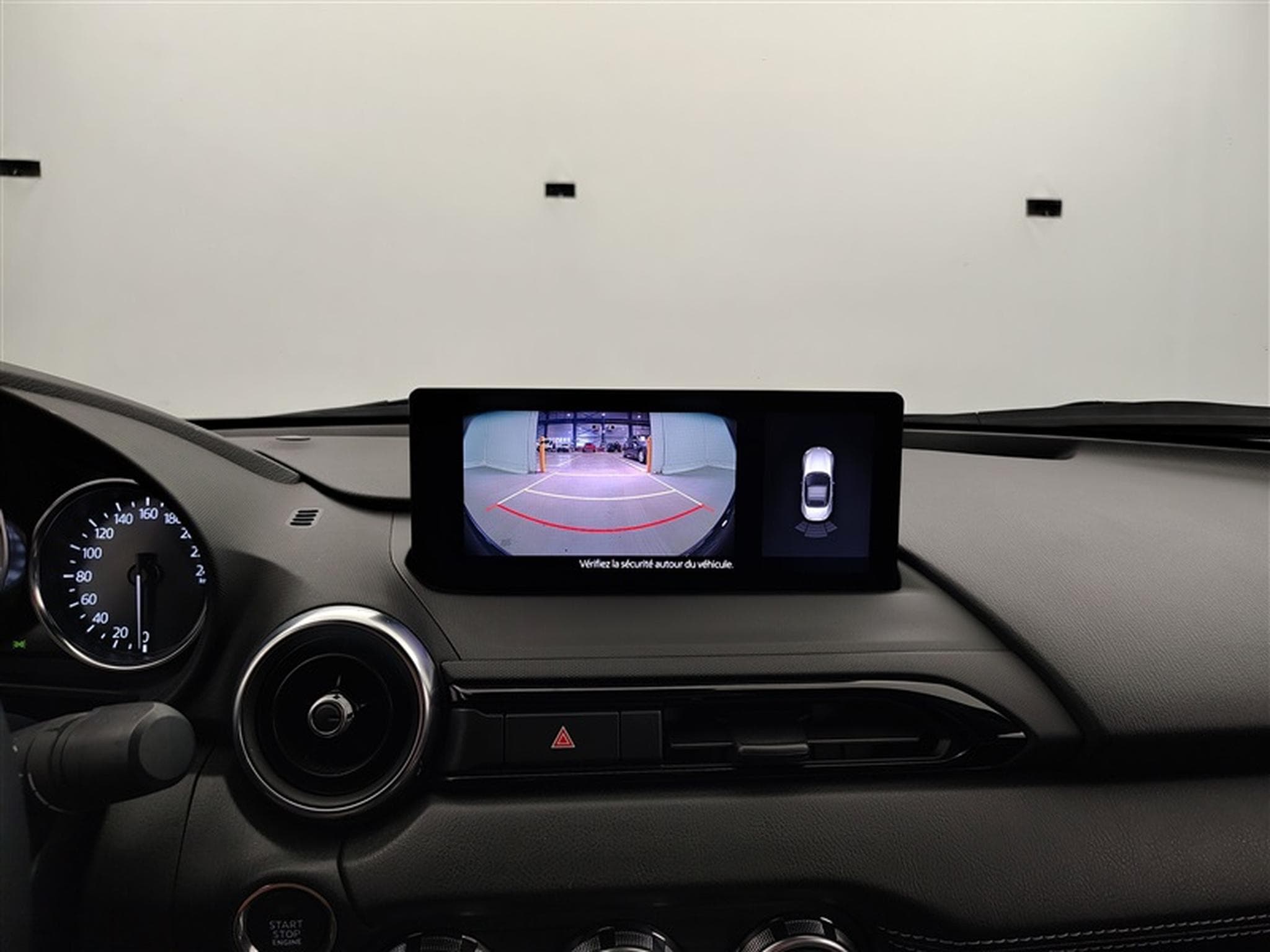 Mazda MX-5 1.5i Skyactiv-G Exclusive Line *NAVI/CUIR/FULL LED/CAM/JA16* (2024) - Photo 17
