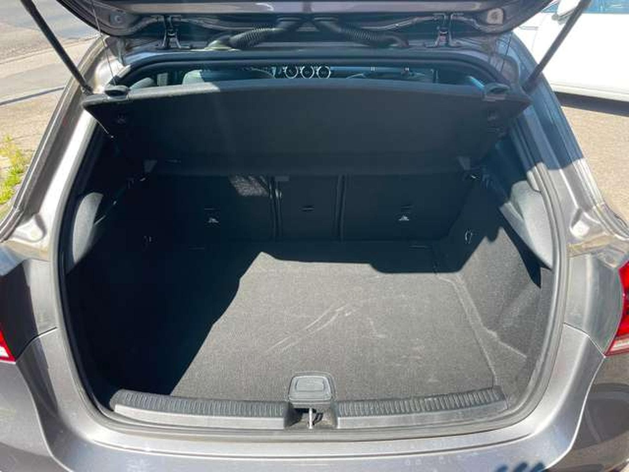 Mercedes A 180 A 180 d 7G-DCT GARANTIE JUSQU'A 36 MOIS (2018) - Photo 30