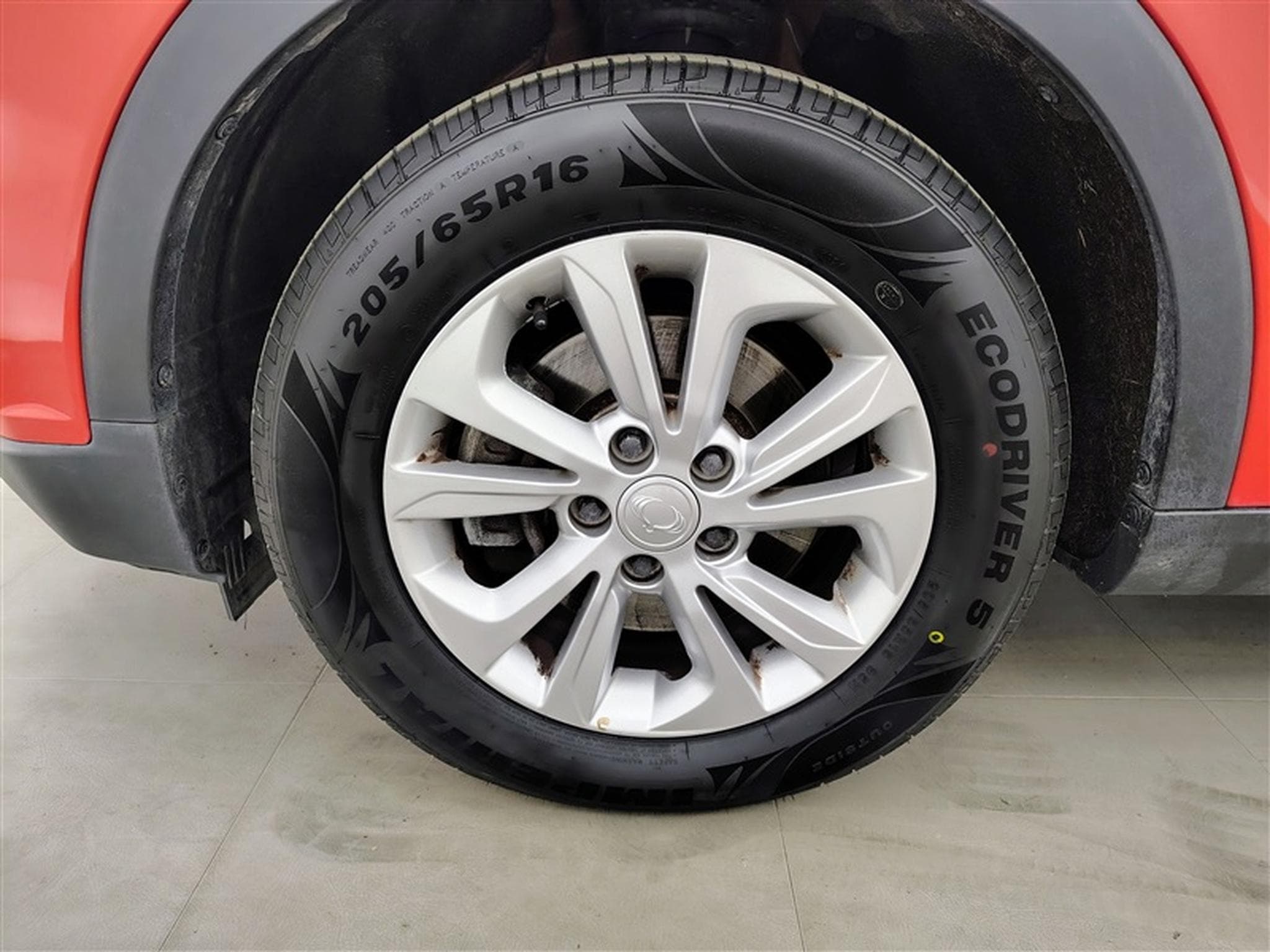 SsangYong Tivoli 1.5 T-GDI 2WD Amber (2021) - Foto 6