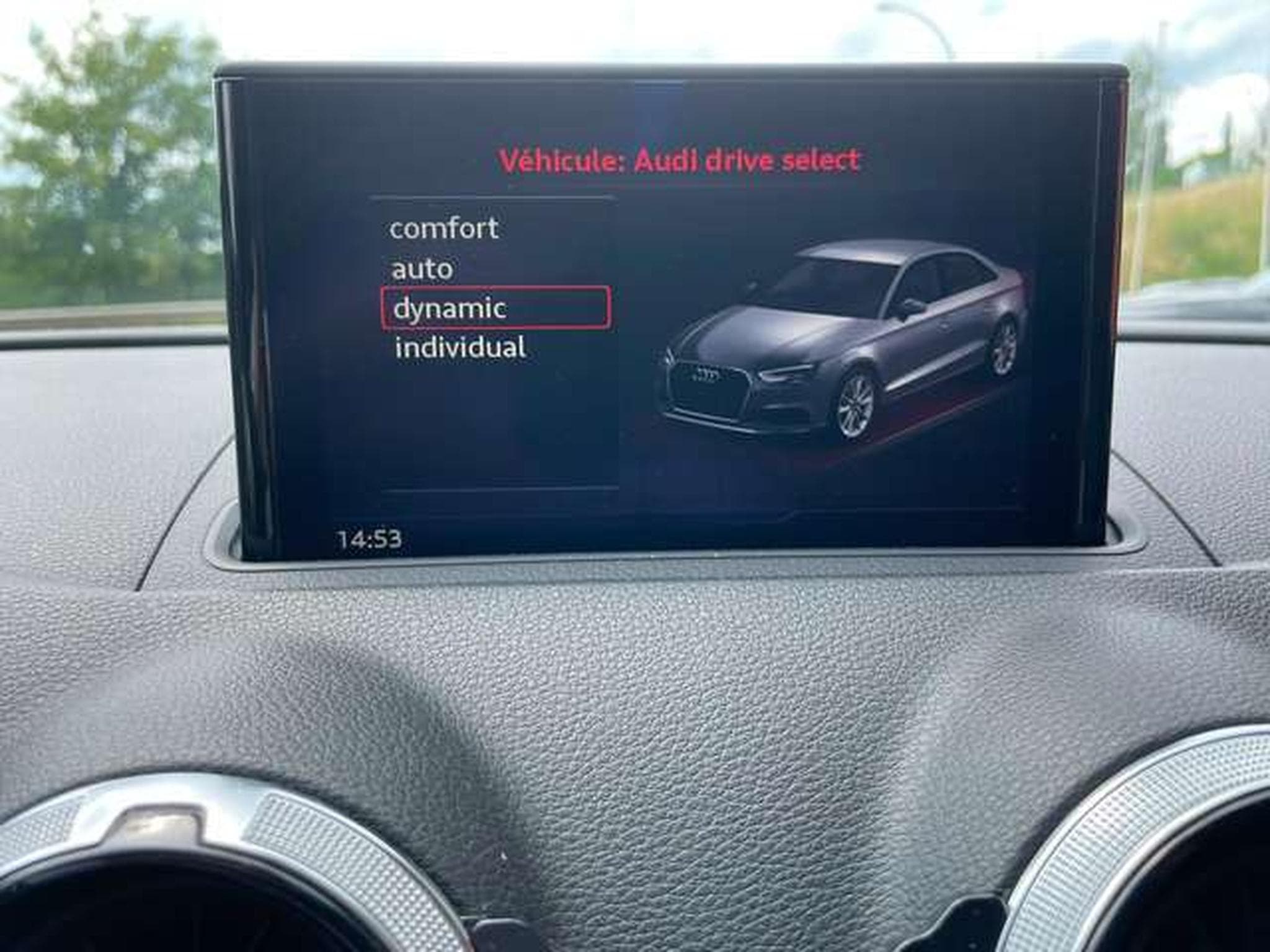 Audi S3 Limousine S tronic (2018) - Photo 22