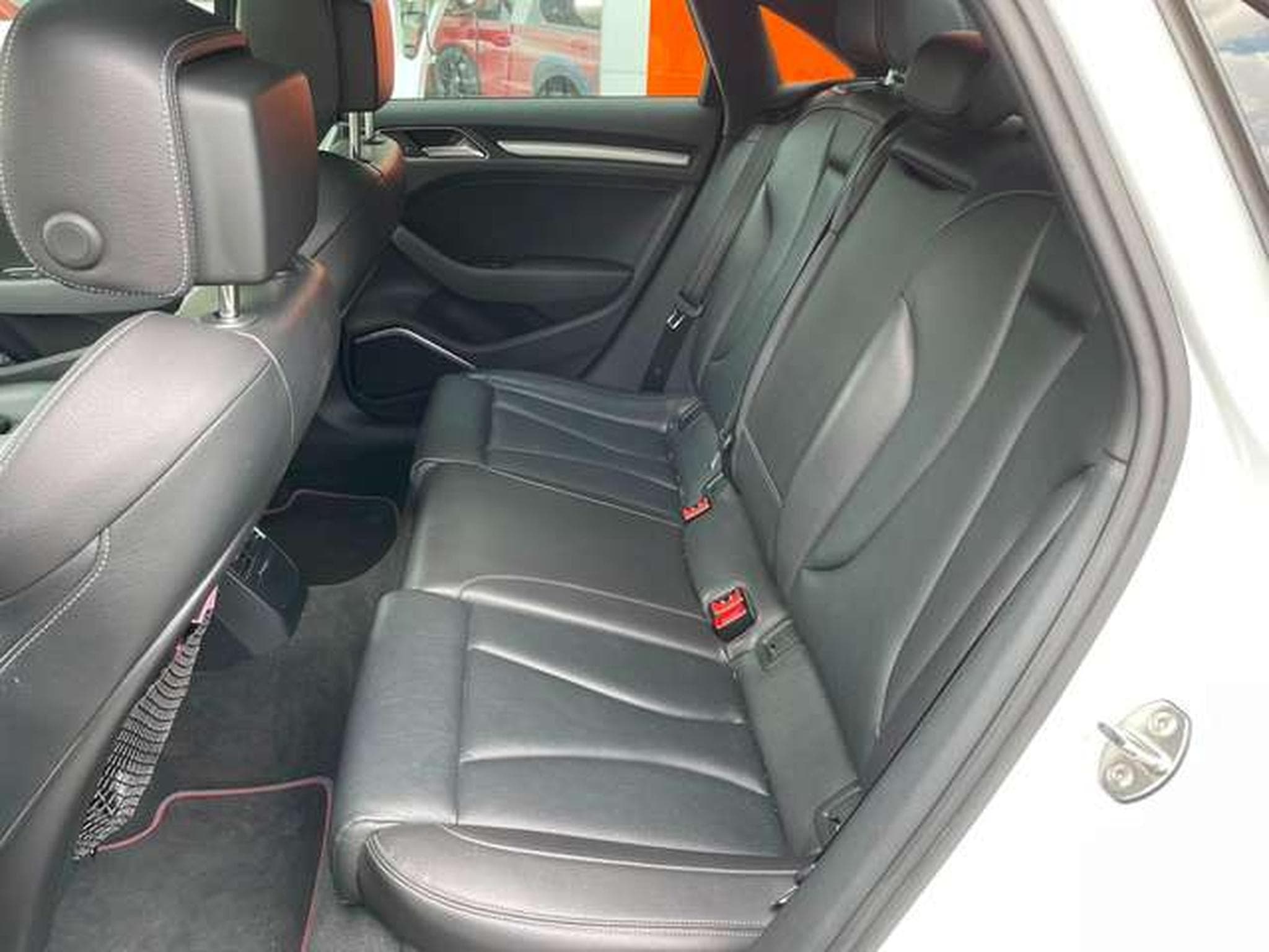 Audi S3 Limousine S tronic (2018) - Photo 27