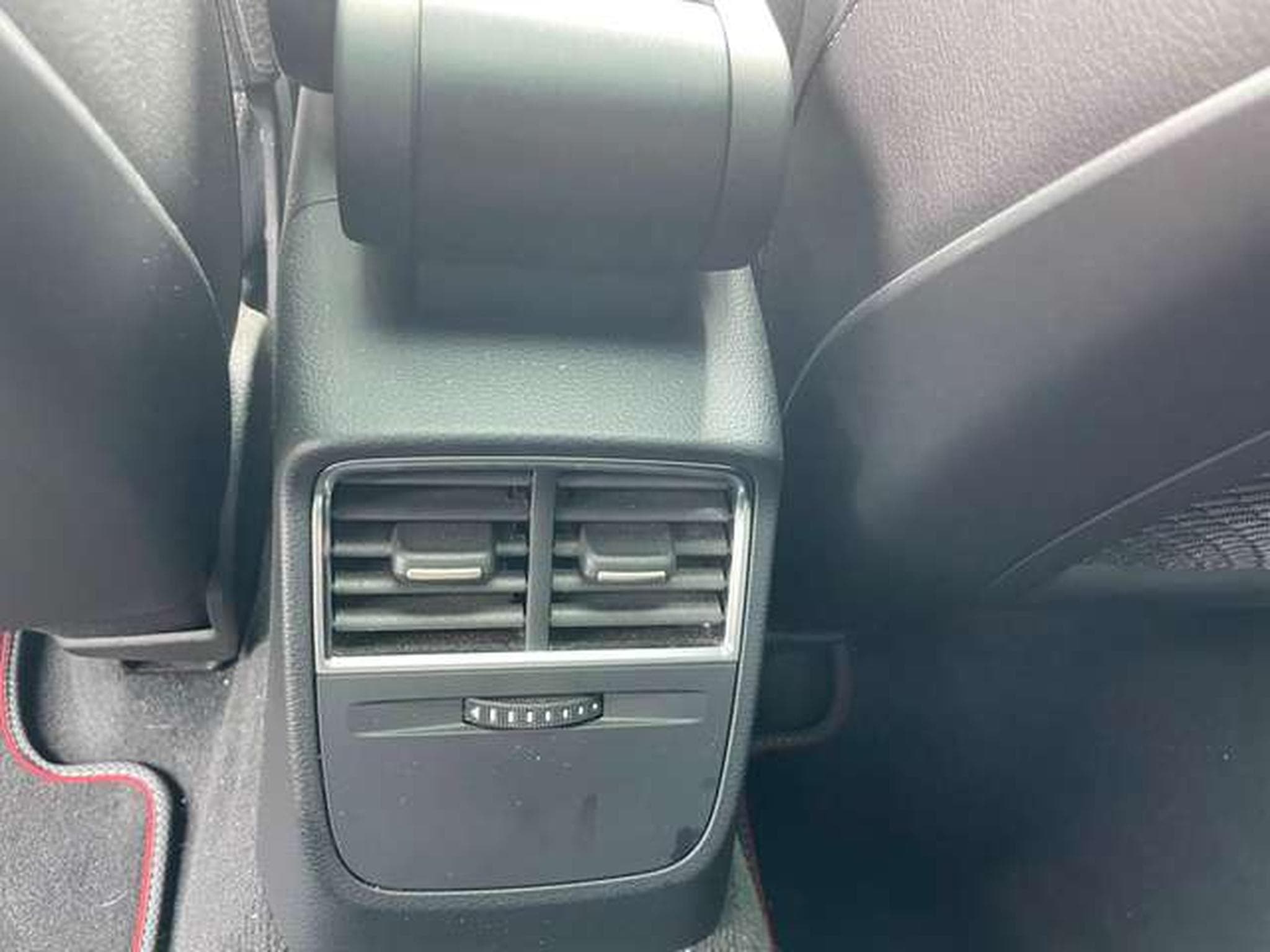 Audi S3 Limousine S tronic (2018) - Photo 29