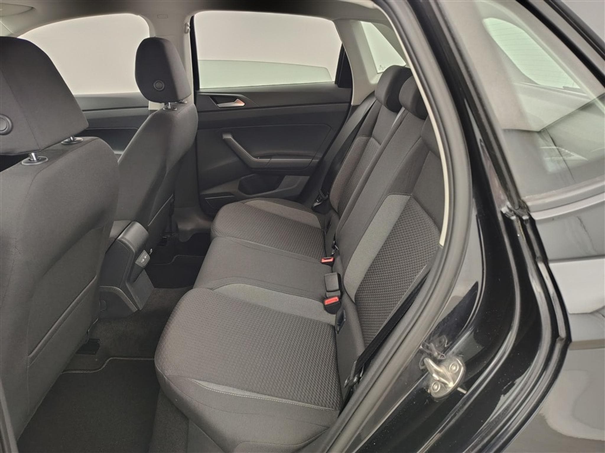 VW Polo 1.0 TSI 95Cv DSG Life CARPLAY/LED/PDC/BT (2022) - Photo 13