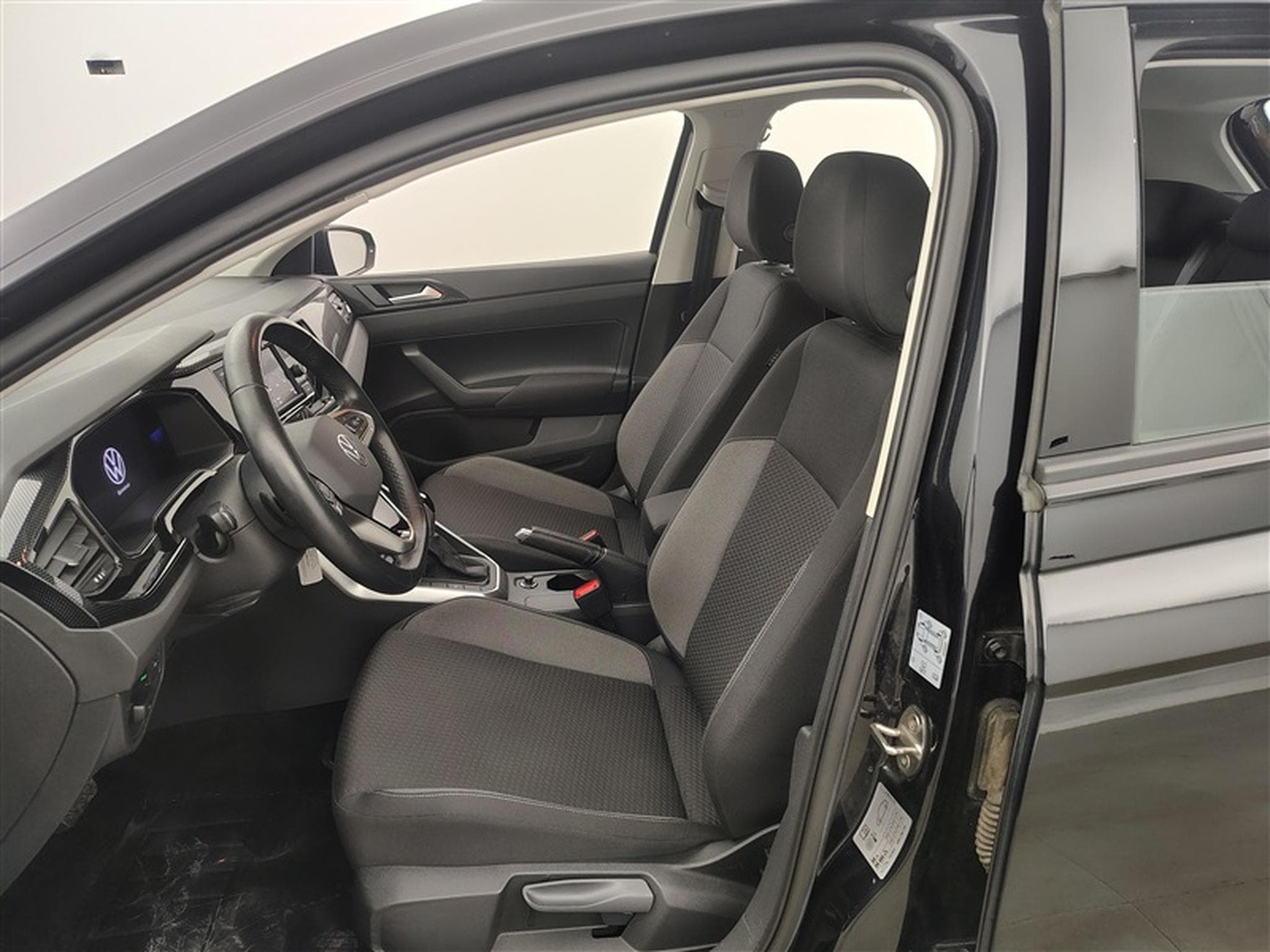 VW Polo 1.0 TSI 95Cv DSG Life CARPLAY/LED/PDC/BT (2022) - Photo 7