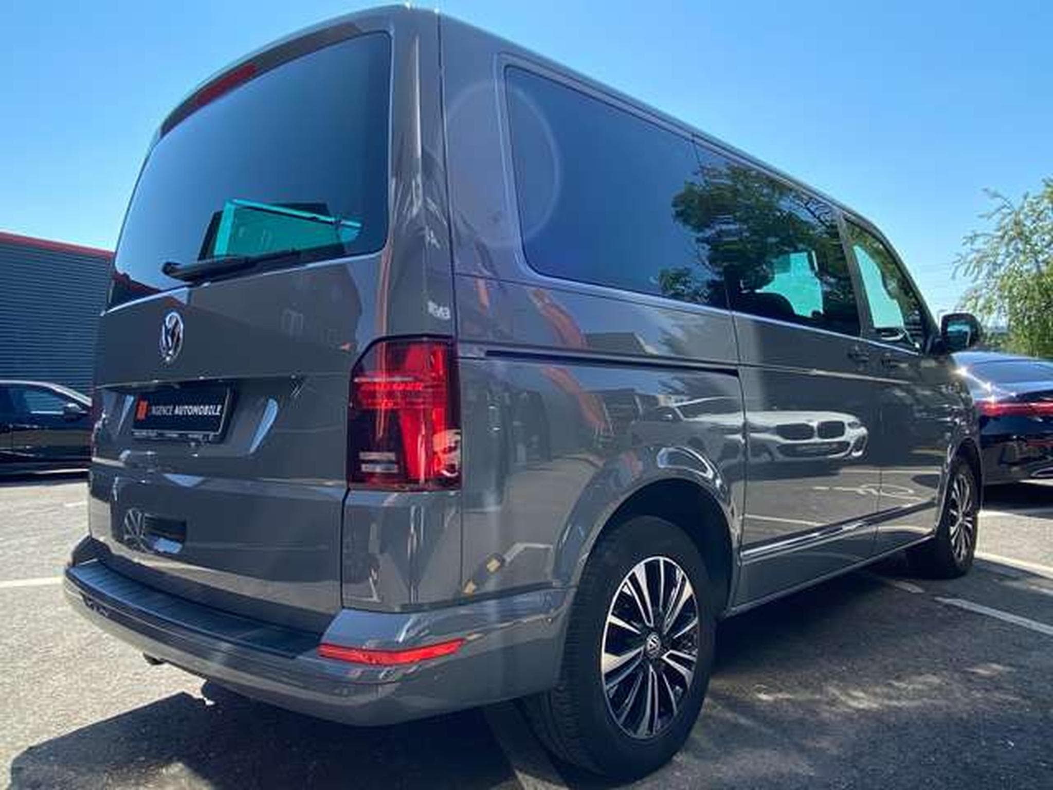 VW T6.1 Multivan T6.1 Kurz DSG Comfortline (2021) - Photo 5