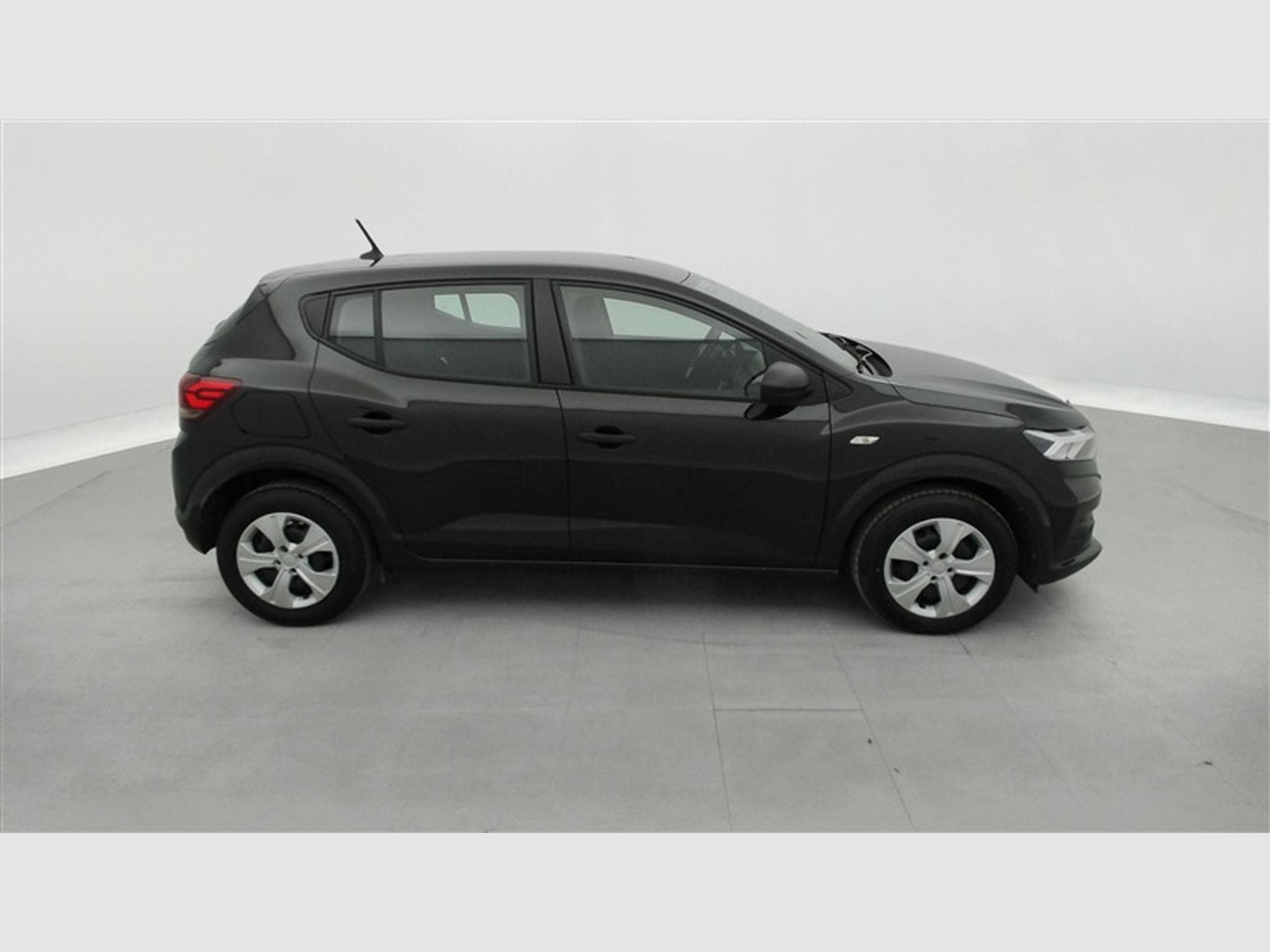 Dacia Sandero 1.0i SCe Essential (2023) - Photo 22