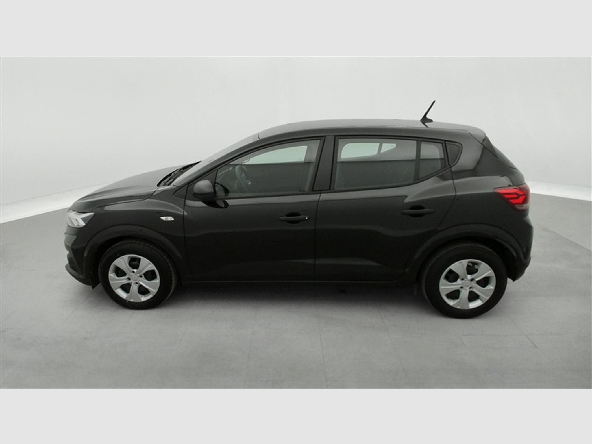 Dacia Sandero 1.0i SCe Essential (2023) - Photo 3