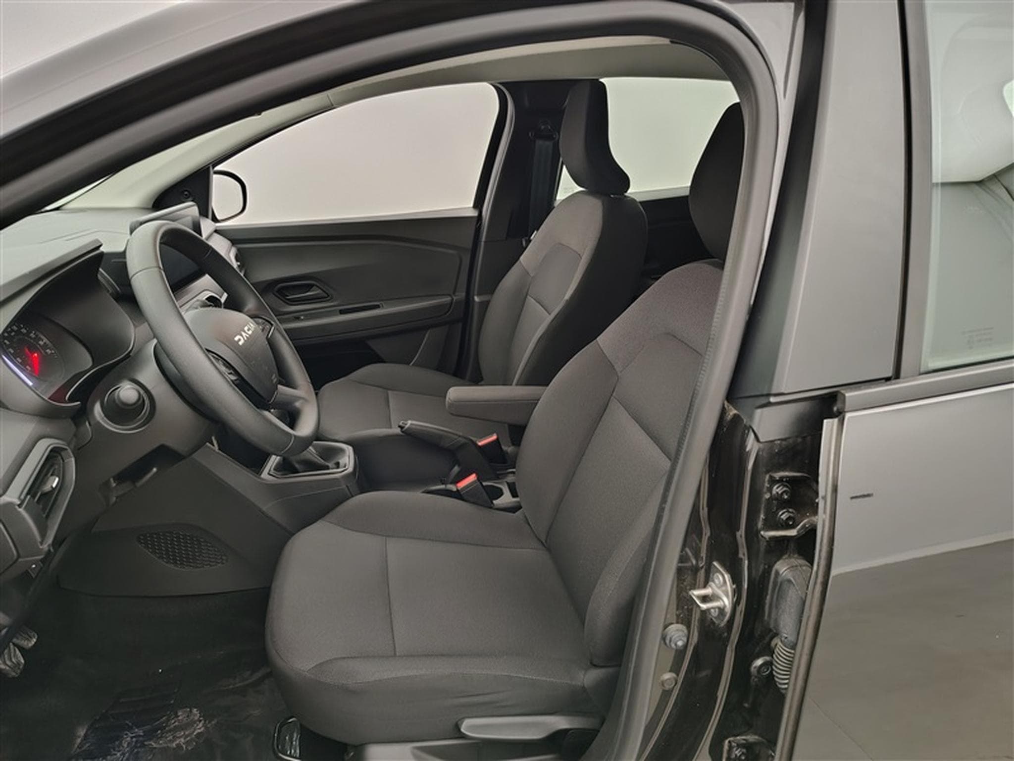 Dacia Sandero 1.0i SCe Essential (2023) - Photo 7