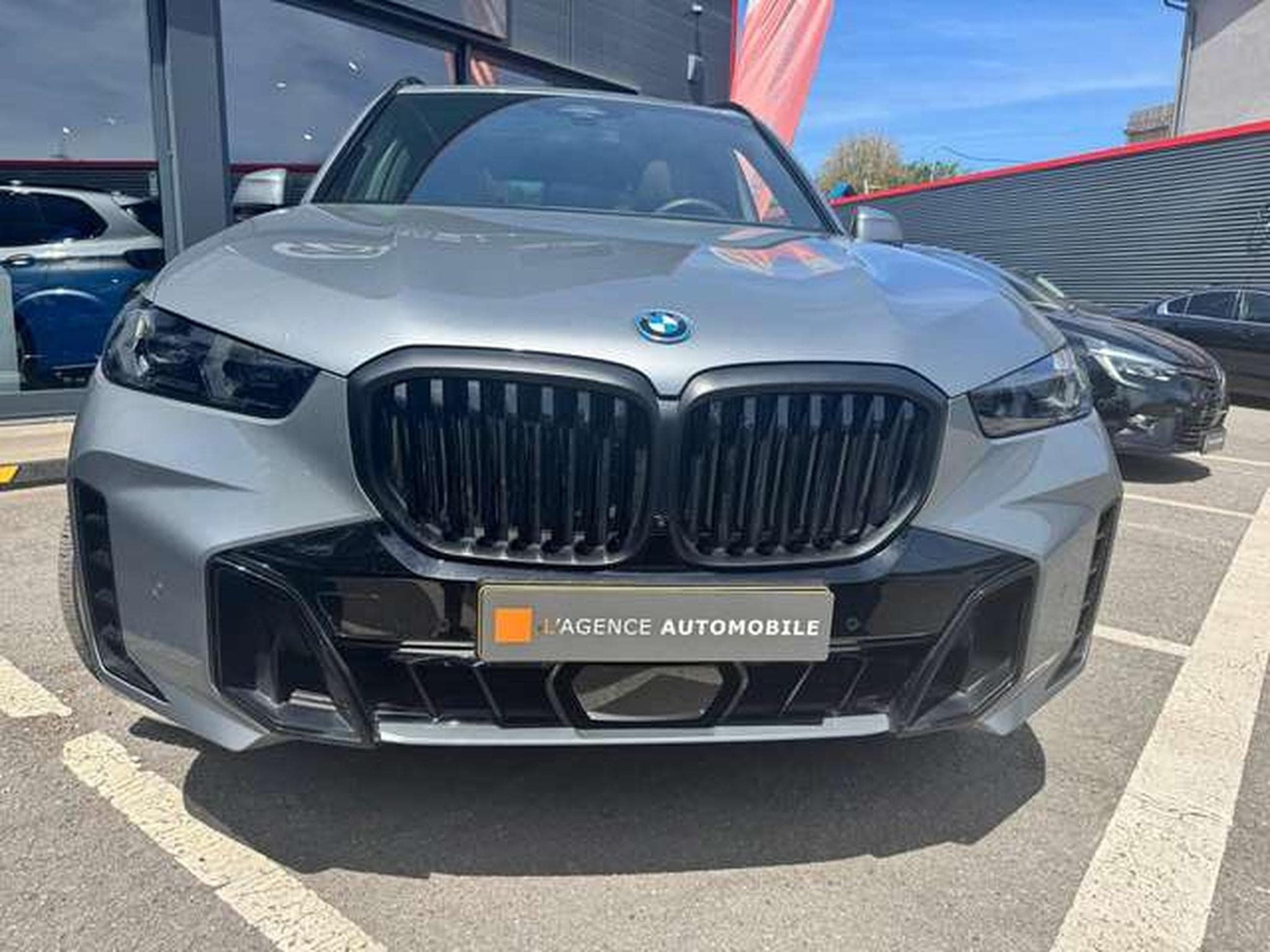 BMW X5 50e / M-sport / garantie BMW 04/2028 (2025) - Photo 3