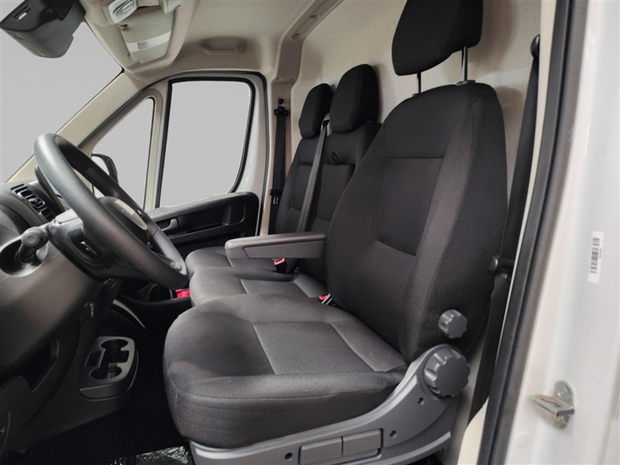 Fiat Ducato 2.2 Multijet 140cv L3H2 NAVI / CAMERA / CLIM AUTO (2024) - Photo 7
